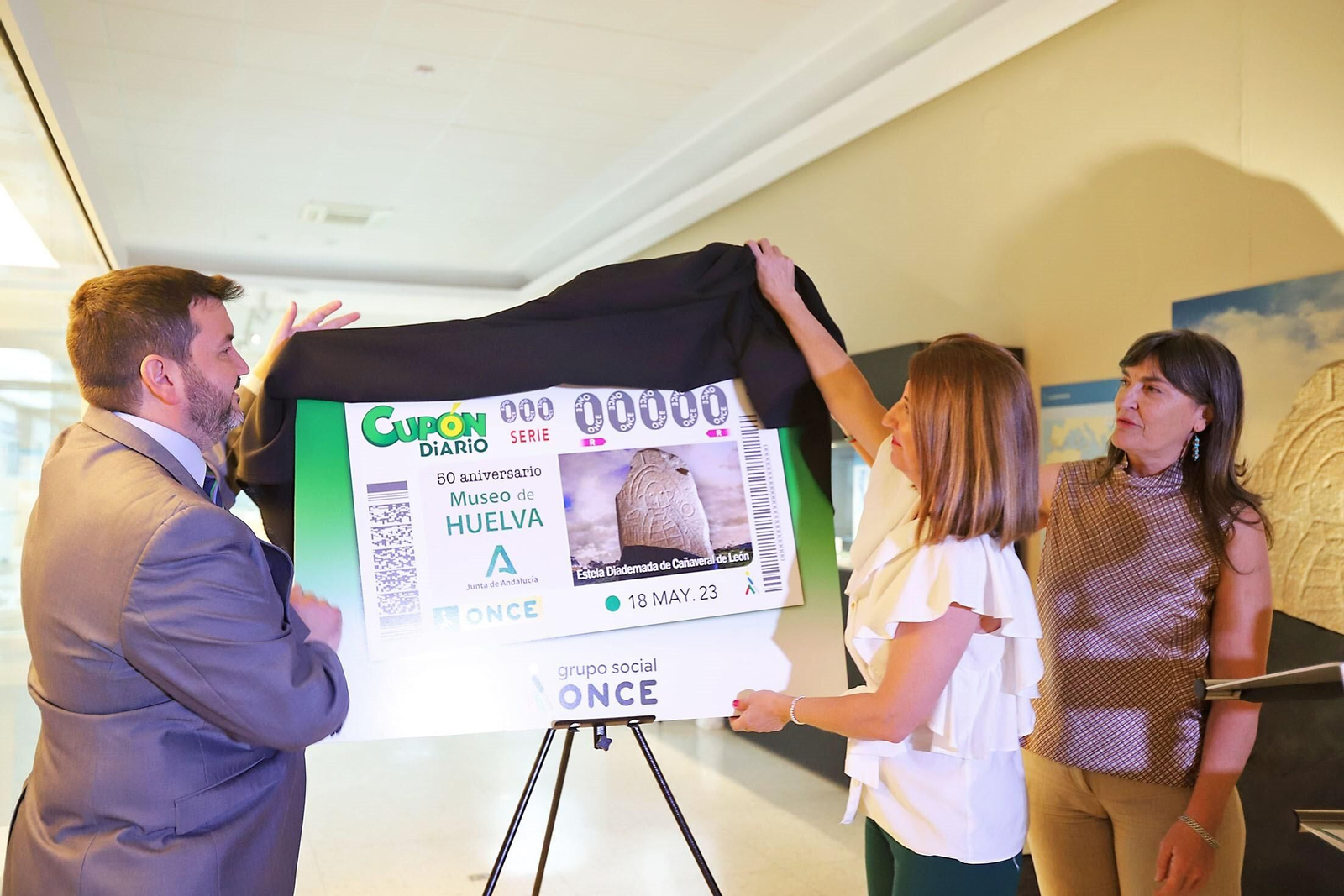 Presentación del cupón en el Museo de Huelva.