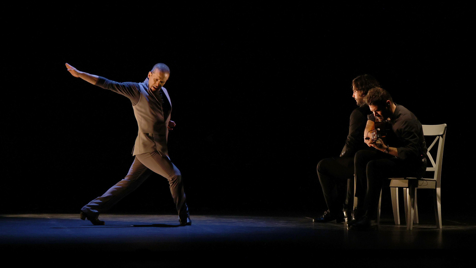 Alfonso Losa & Patricia Guerrero con 'Alter Ego' en el Teatro Villamarta para el Festival de Jerez