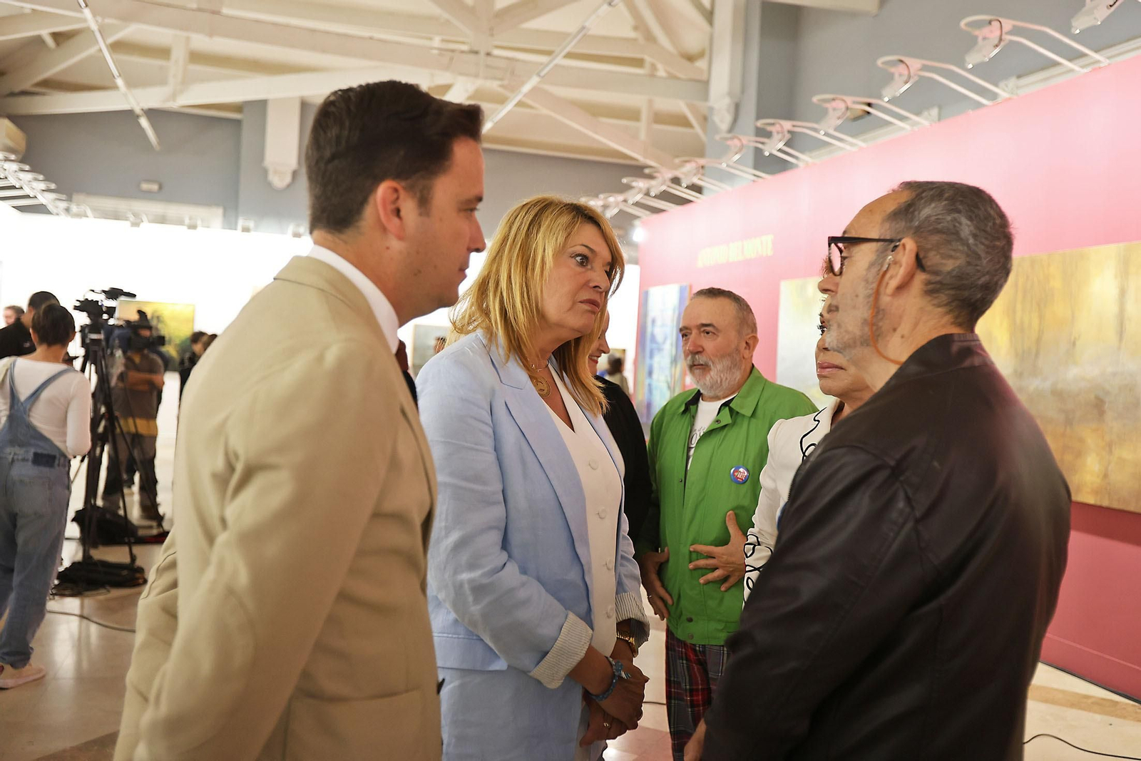 Imágenes de la inauguración de la muestra 'Camino de Perfección' del pintor Antonio Belmonte