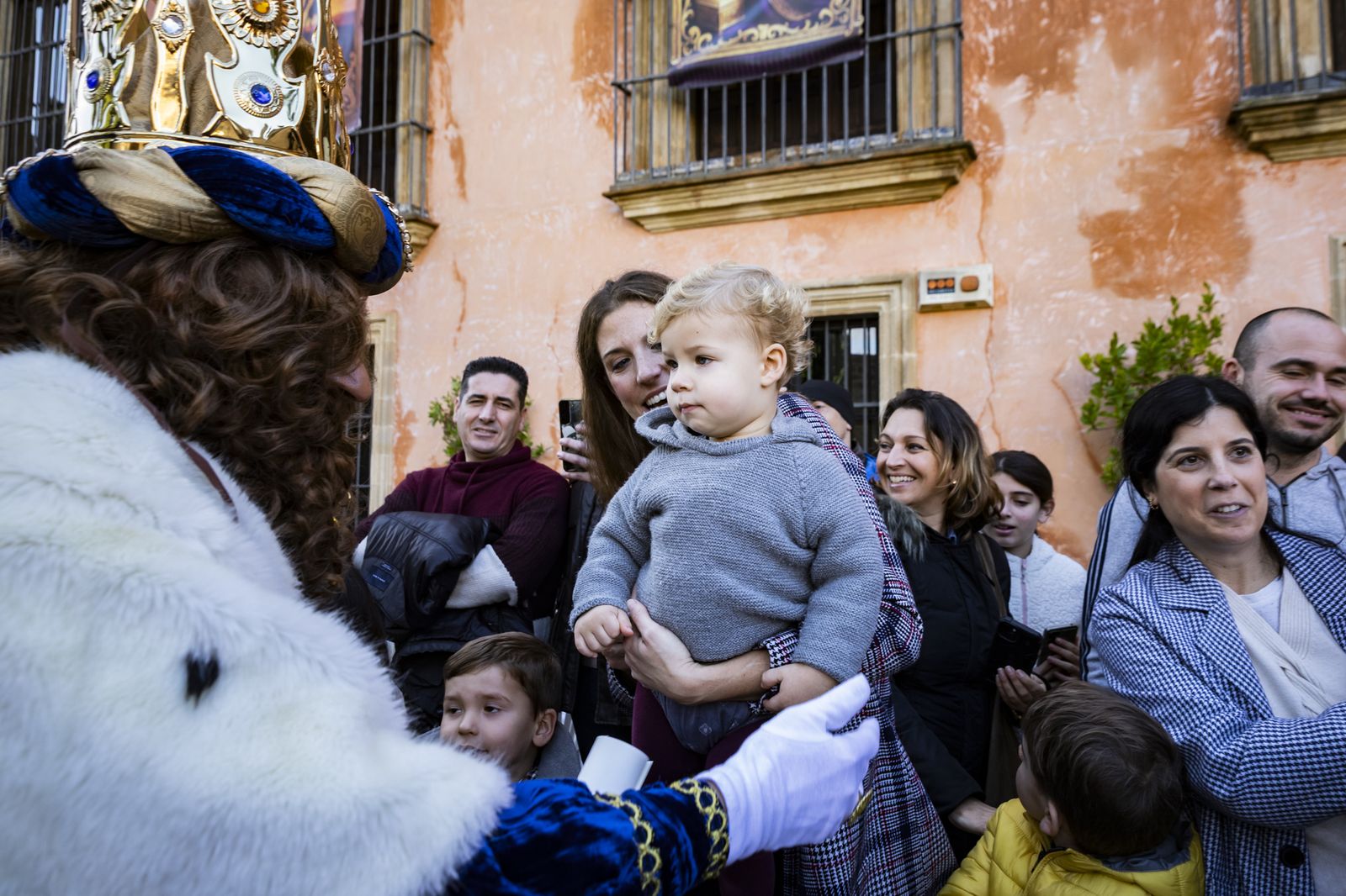 Los Reyes Magos son coronados un año más en el Alcázar de Jerez