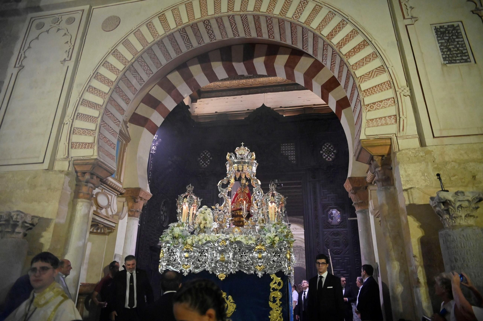 Las mejores imágenes del traslado de la Virgen de la Fuensanta a su santuario