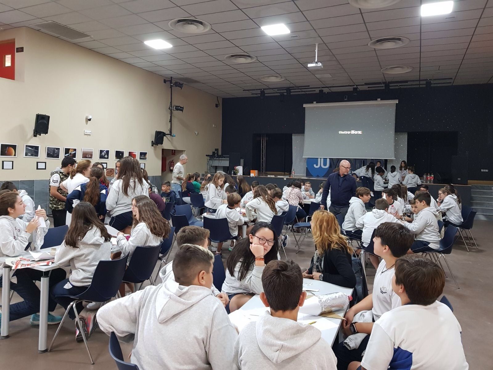 Una de las actividades que se desarrolló en el centro juvenil.