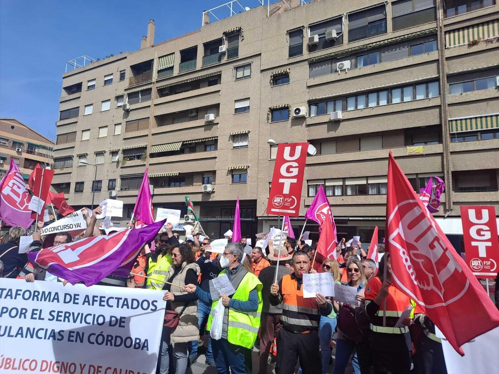 Trabajadores de ambulancias reclaman que se garantice calidad del servicio