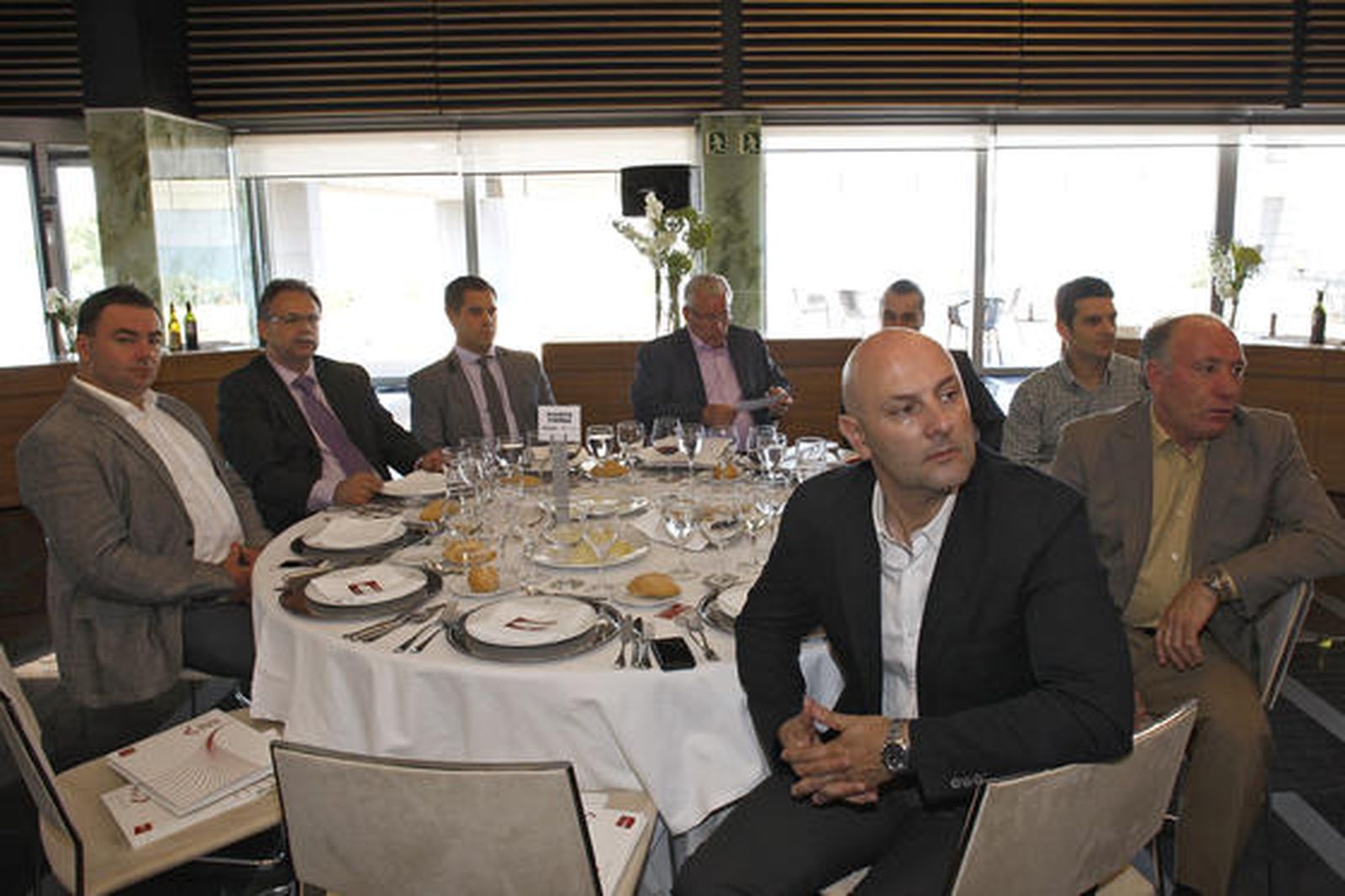 F. Javier Quijada, Emilio Mejías, J. María Ortega, Antonio Contreras, Jesús Rodríguez, Juan Manuel Ruiz, José Contreras y Juan Carlos Pozo.

Foto: Joaquín Pino