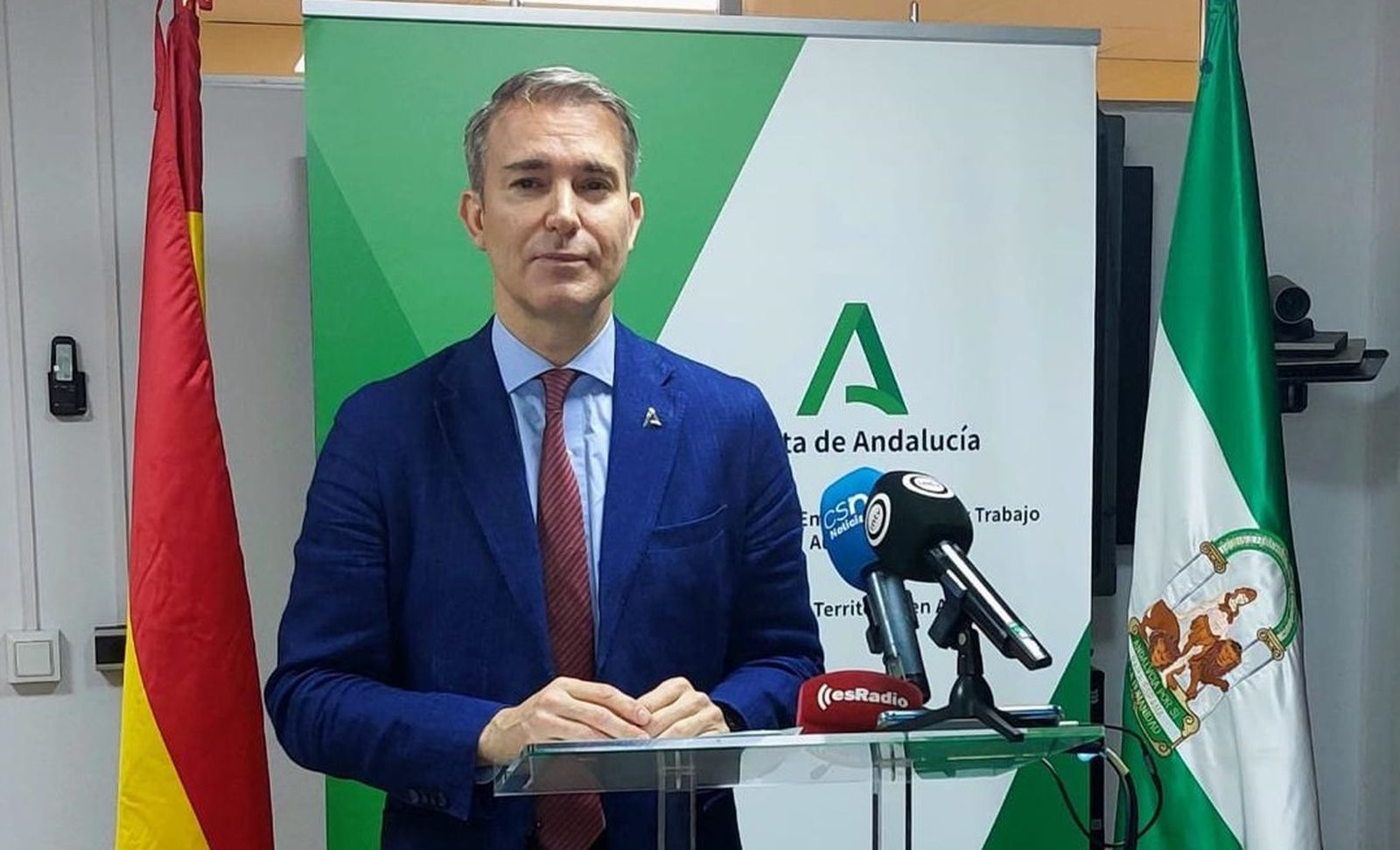 Amós García Hueso.