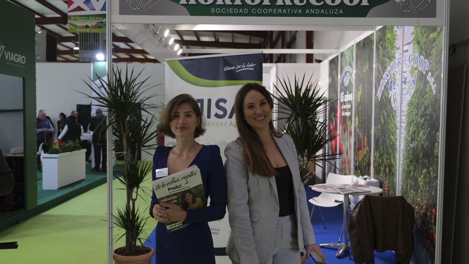 Imágenes del primer día de Expolevante Níjar.