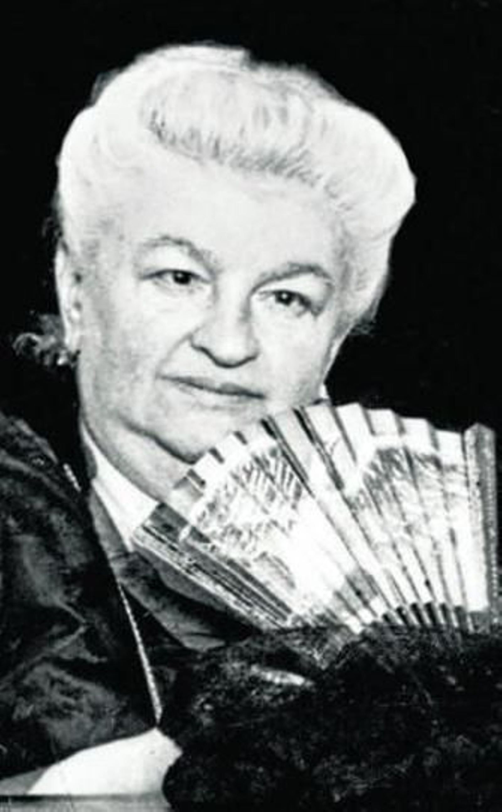 La escritora Emilia Pardo Bazán (La Coruña, 1851 - Madrid, 1921).