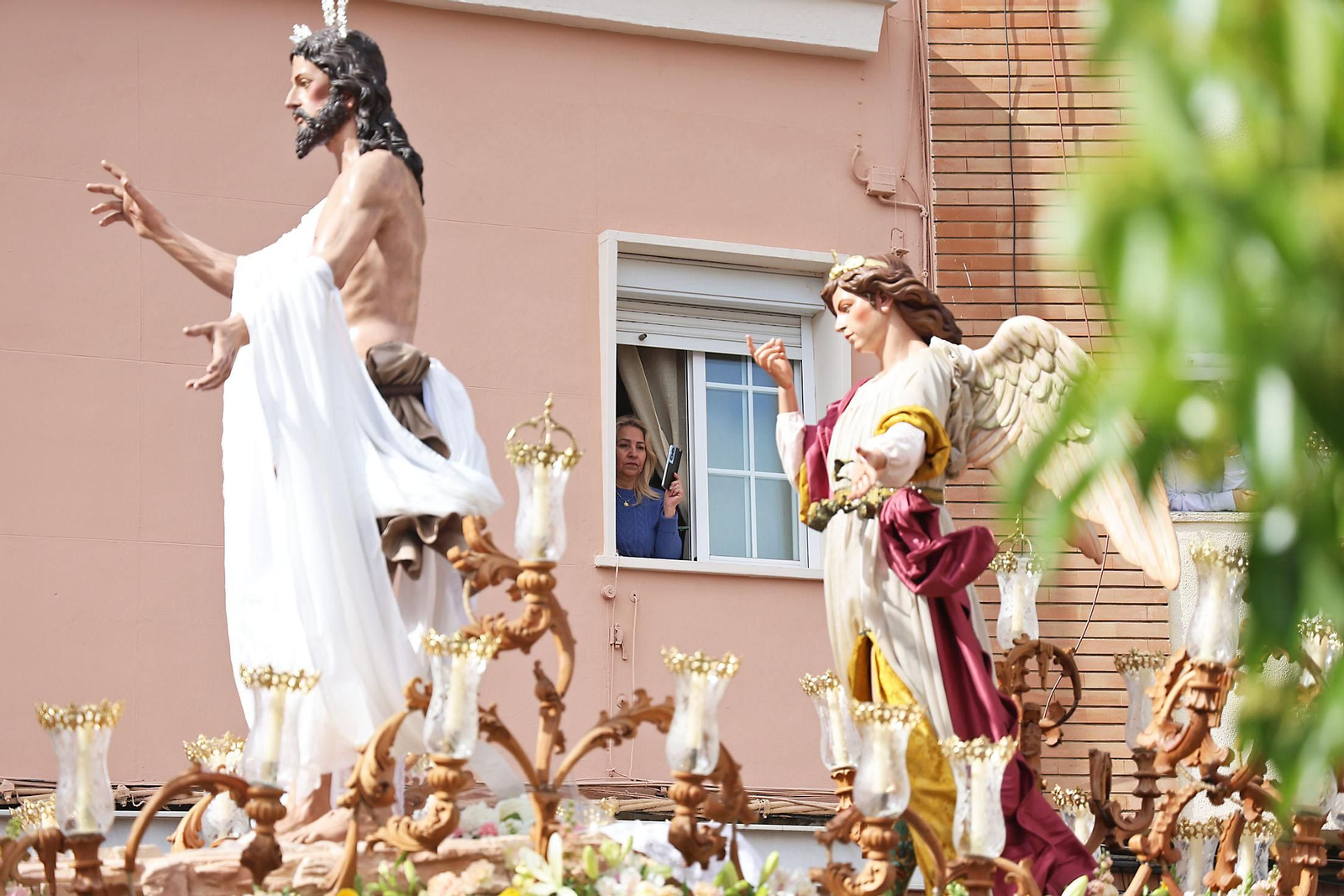 Imágenes de El Resucitado por el barrio de La Hispanidad