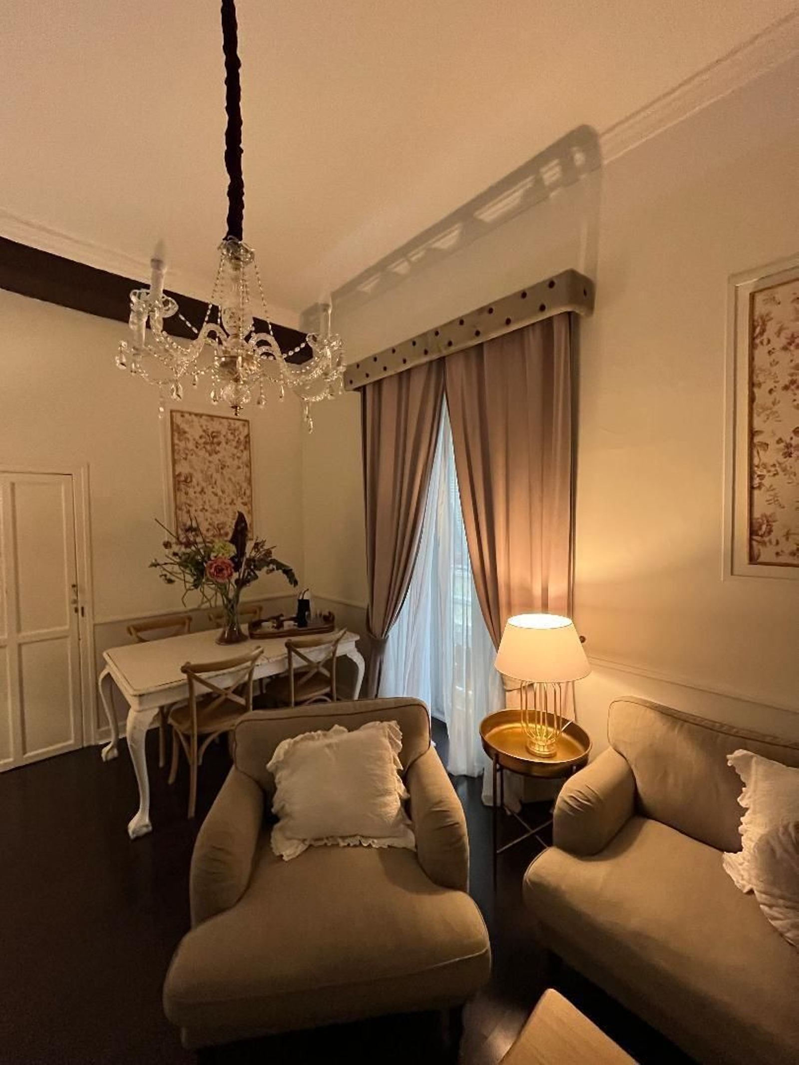 Las imágenes del Palacete de la calle Vea Murguía en Cádiz