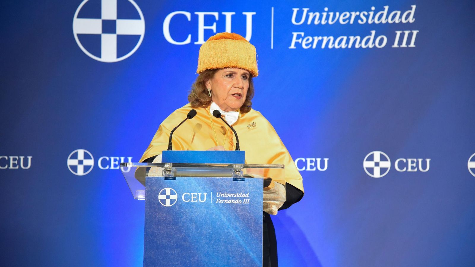 La presidenta de Persán, Concha Yoldi, durante su discurso tras ser investida Doctora Honoris Causa por la CEU Fernando III.