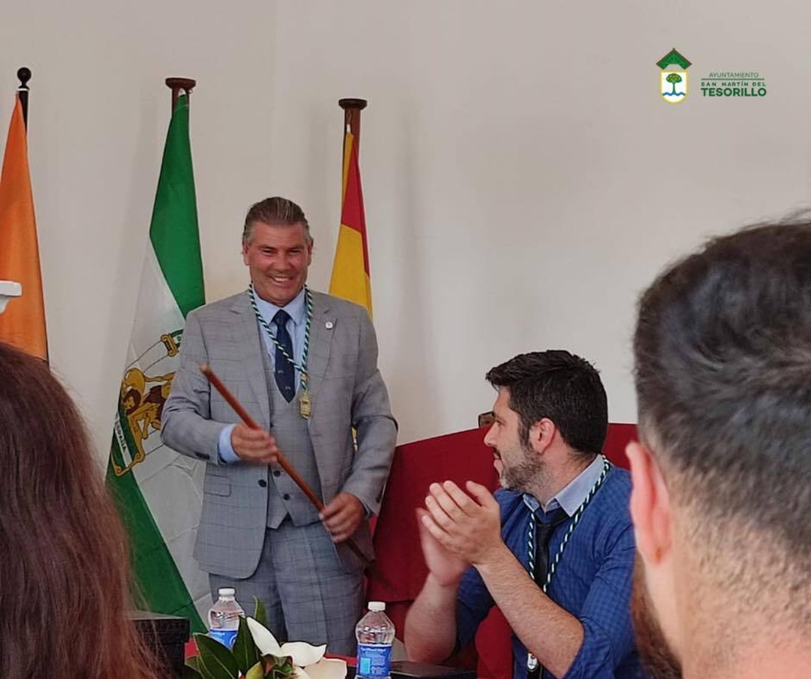 Jesús Fernández, tras ser investido alcalde de Tesorillo.