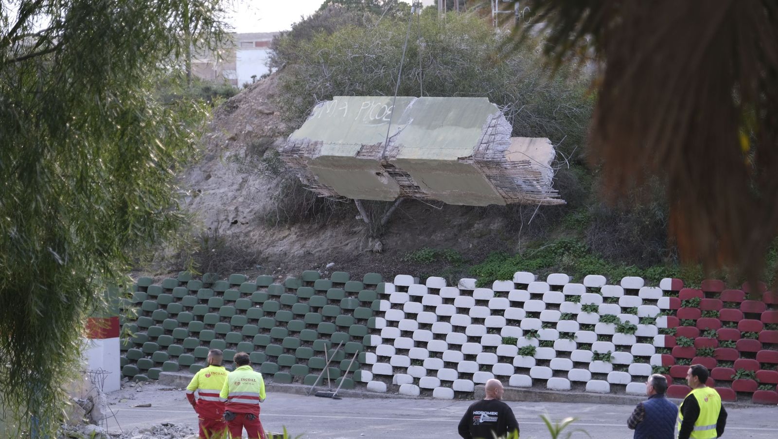 El acueducto de Huércal de Almería ya es historia, en fotos