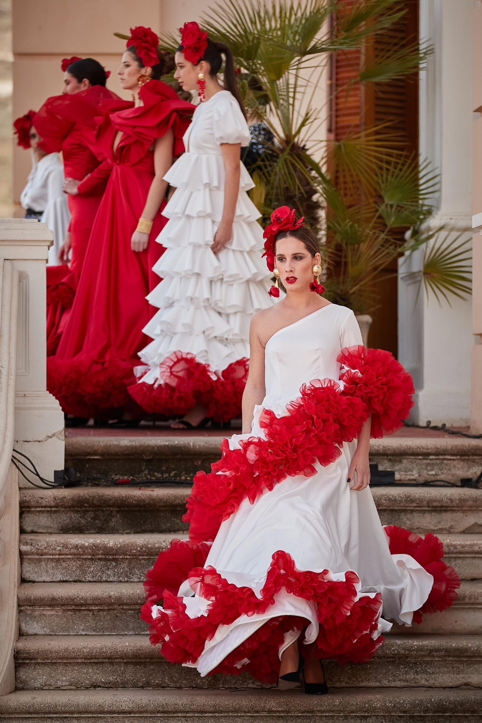 El certamen de jóvenes diseñadores de la Pasarela Granada Flamenca, en imágenes