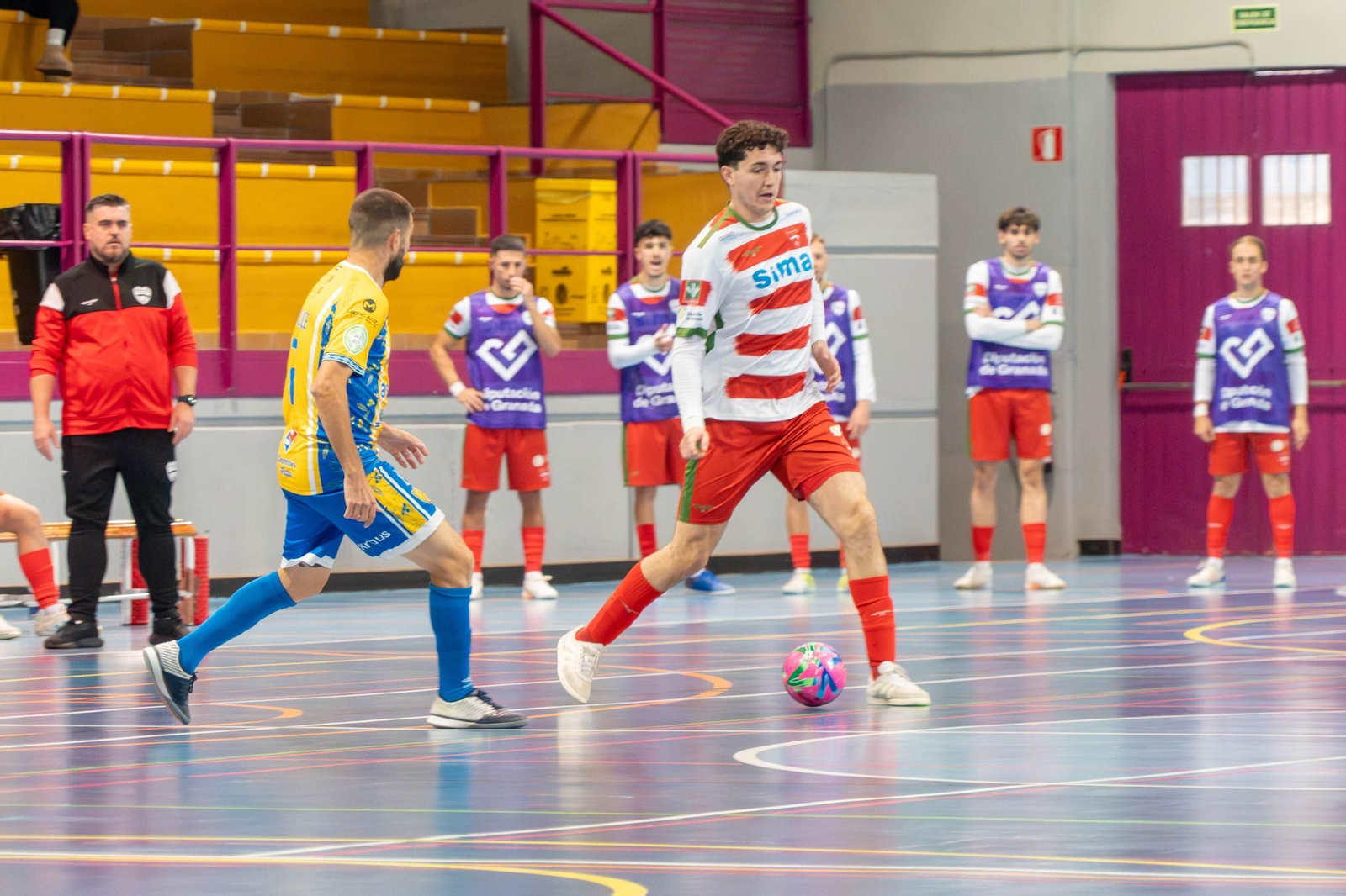 Un jugador del Sima Granada en un encuentro de esta temporada.