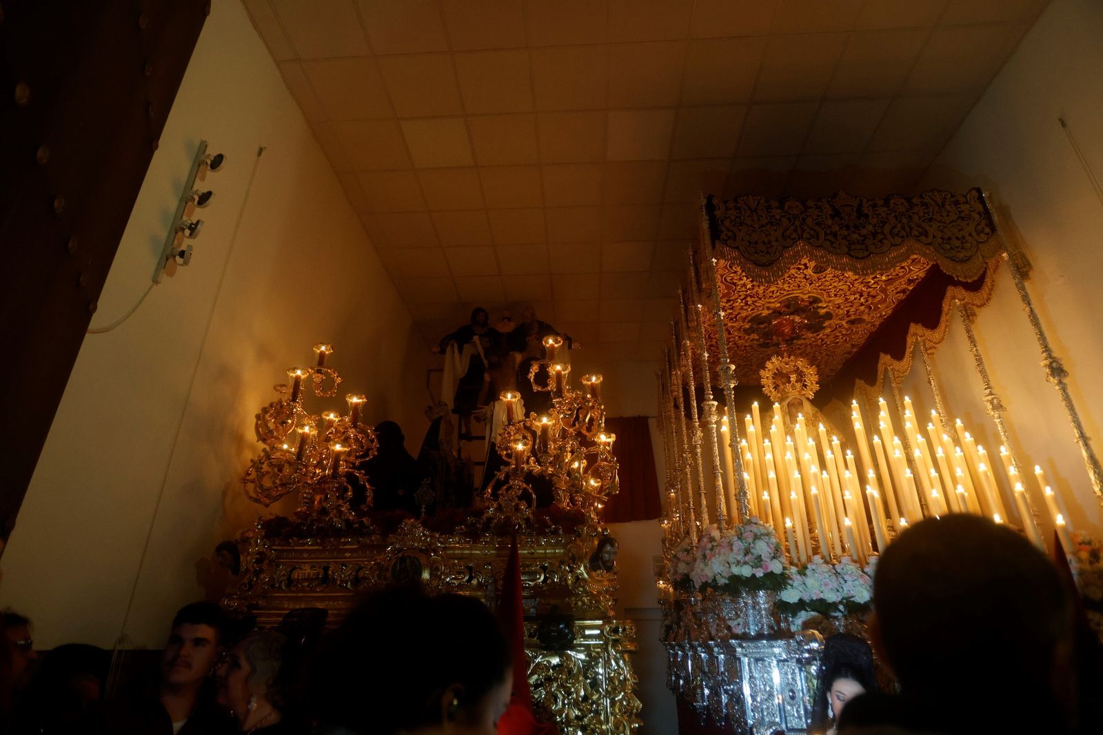 Las mejores imágenes de la hermandad del Descendimiento en este Viernes Santo de Córdoba