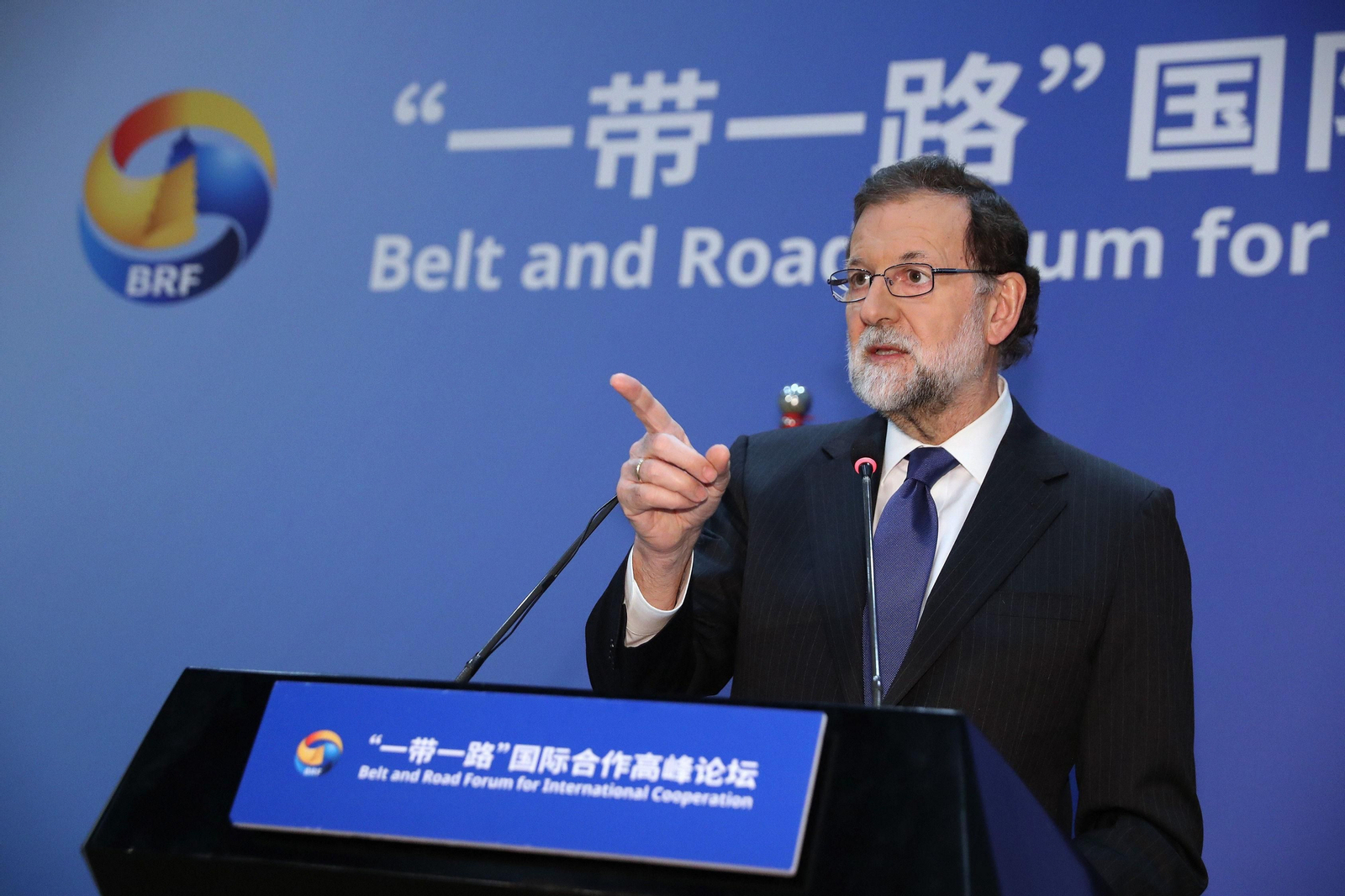 El presidente del Gobierno, Mariano Rajoy, durante la rueda de prensa que dio ayer en Pekín.