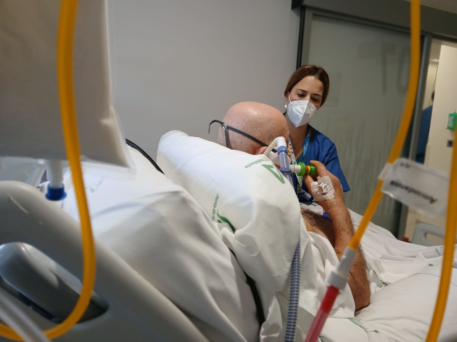 Servicio de fisioterapia en la UCI de Motril