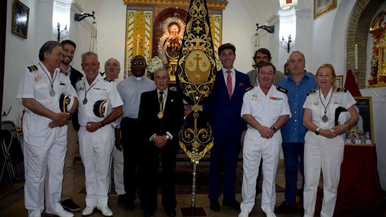 Acto de bendición del estandarte tras su restauración Acto de bendición del estandarte tras su restauración