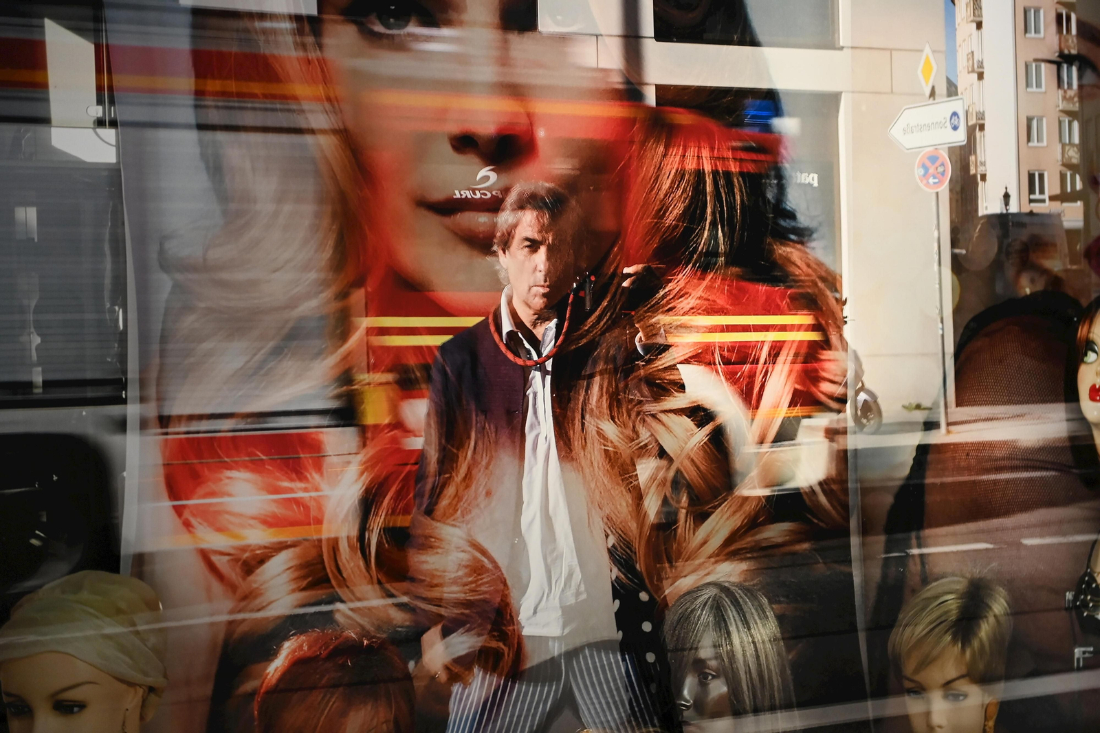 La exposición '15 minutos de fama', de Hubertus von Hohenlohe en Málaga (fotos)