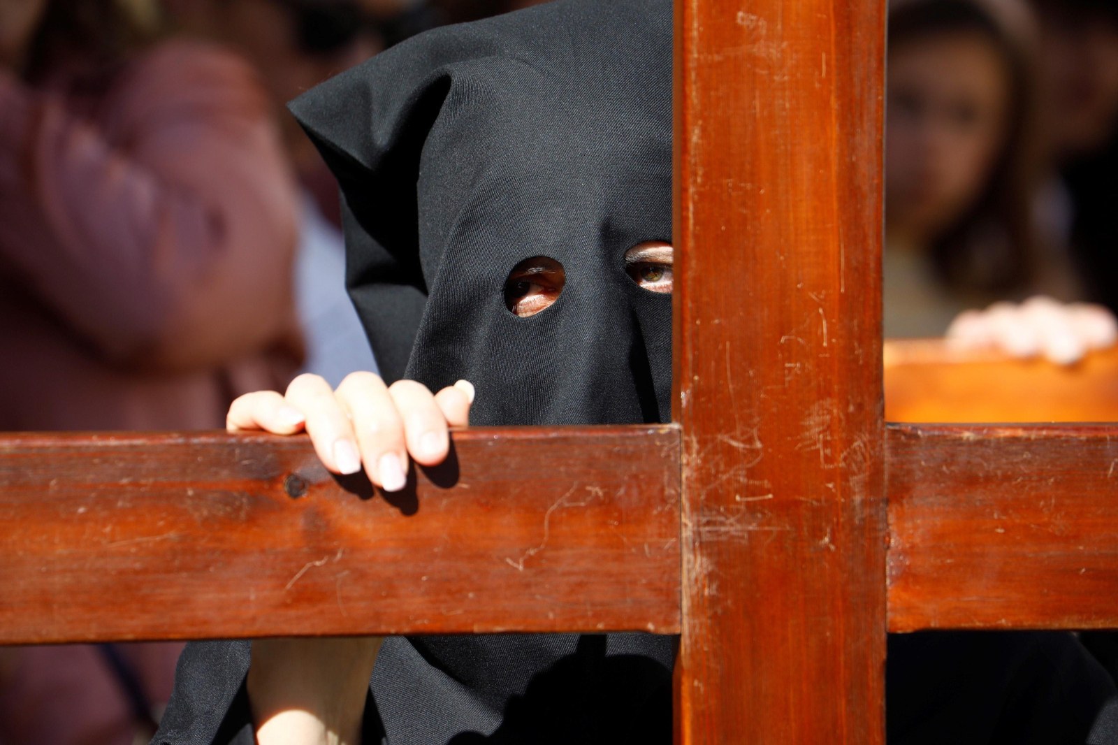 Jueves Santo en Córdoba: la procesión del Nazareno, en imágenes