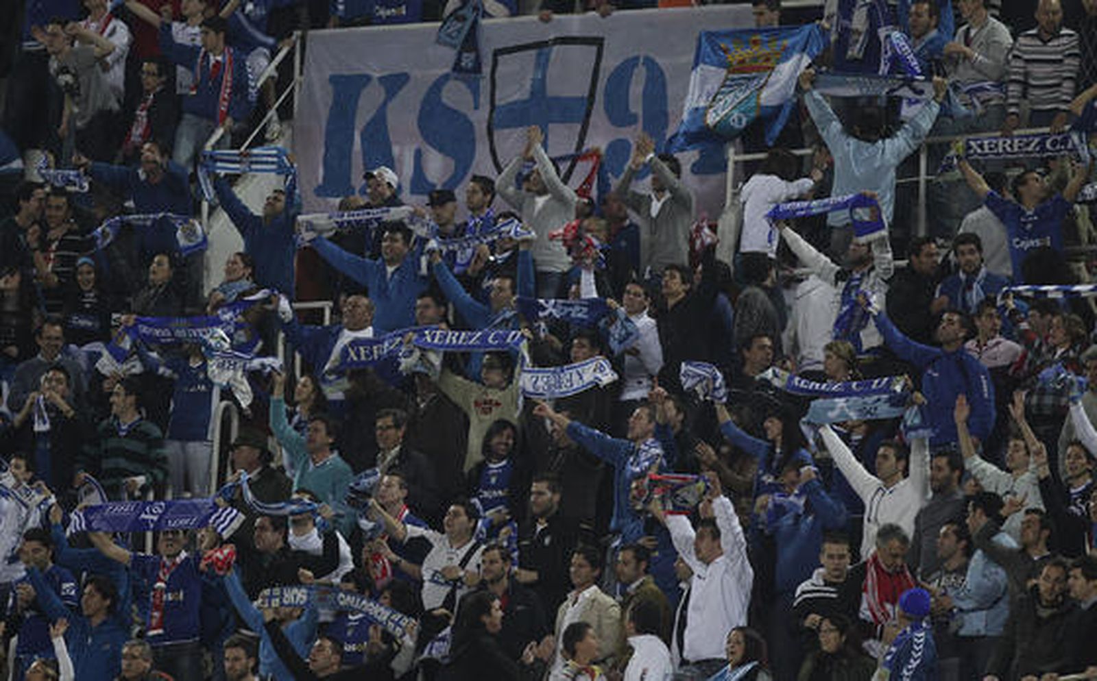 El Sevilla y el Xerez empatan en el Sánchez Pizjuán. / Antonio Pizarro