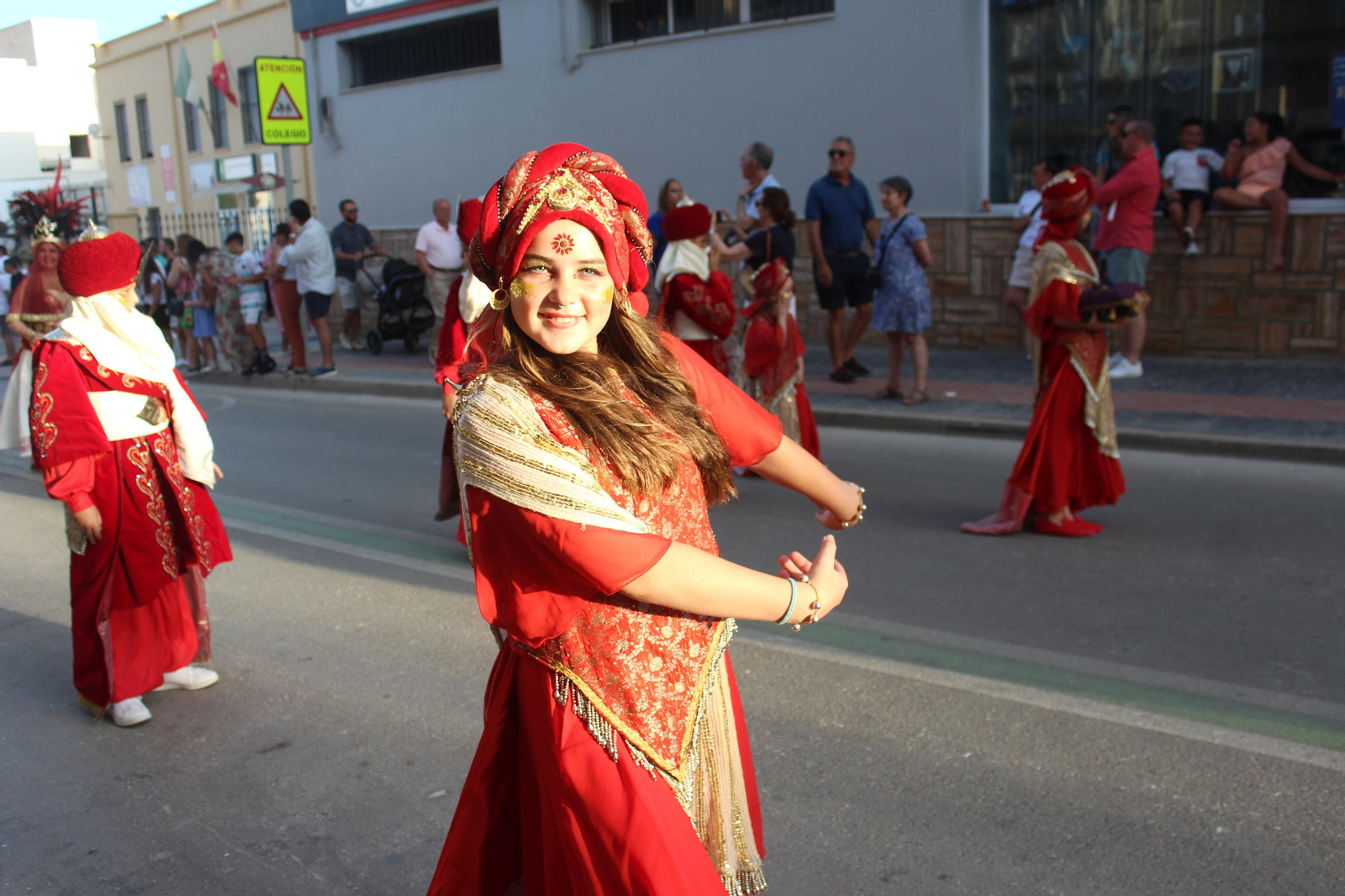 El desfile de Moros y Cristianos de Vera, en imágenes