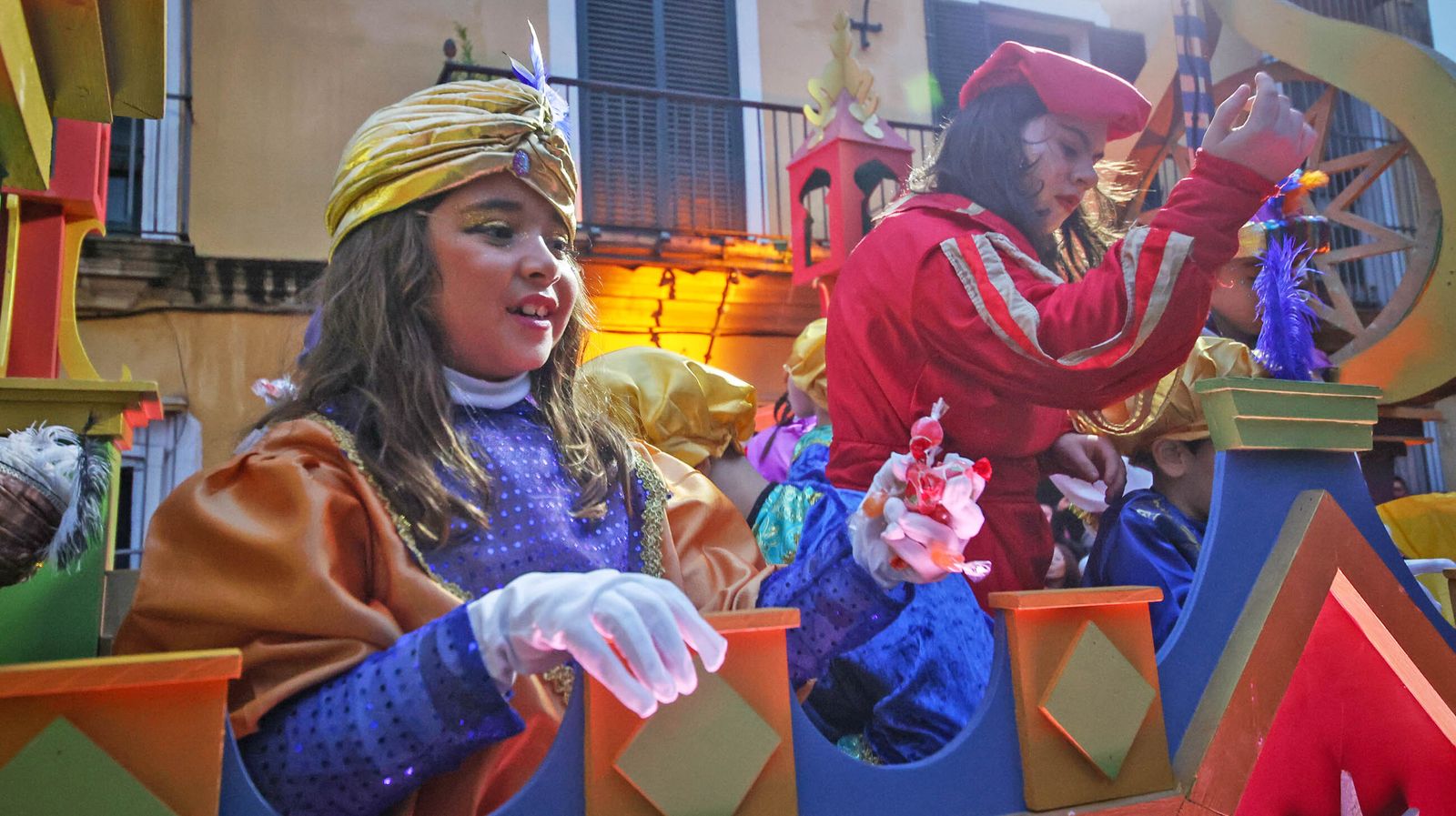 La cabalgata de la Cartera Real llega a Jerez