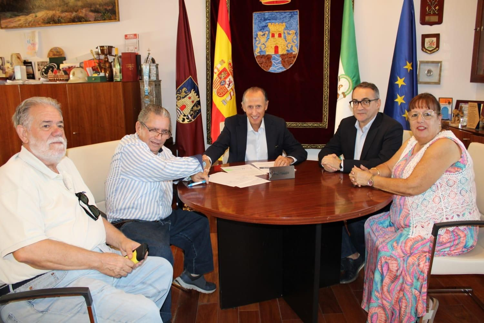 Participantes en la rúbrica de este acuerdo de colaboración.