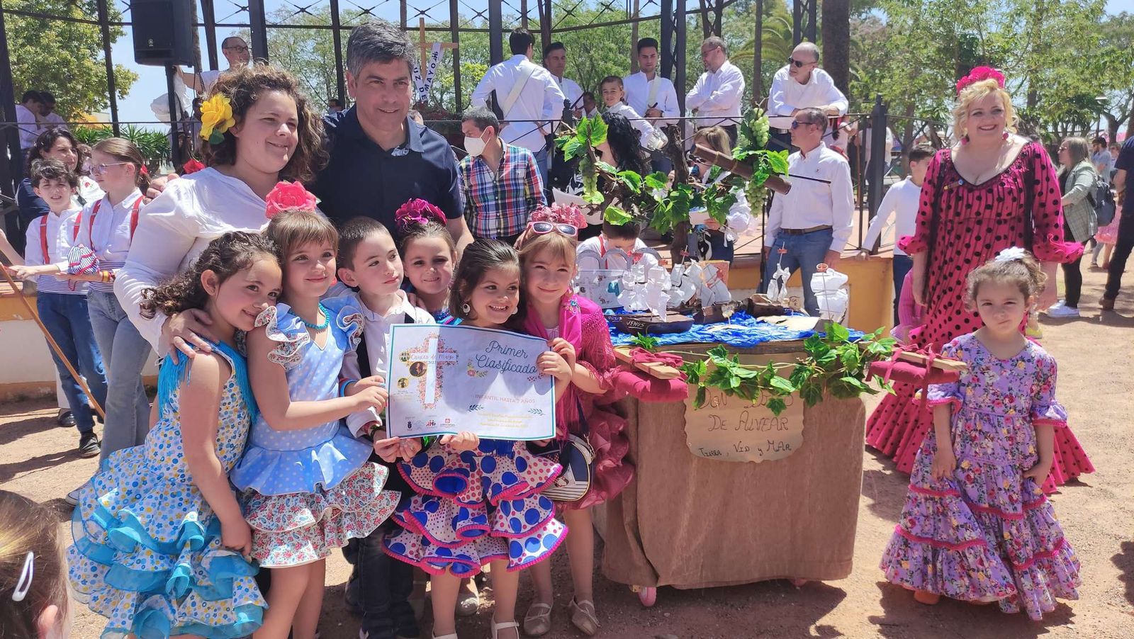 Un recorrido en fotografías por las Cruces de Mayo de los pueblos de Córdoba