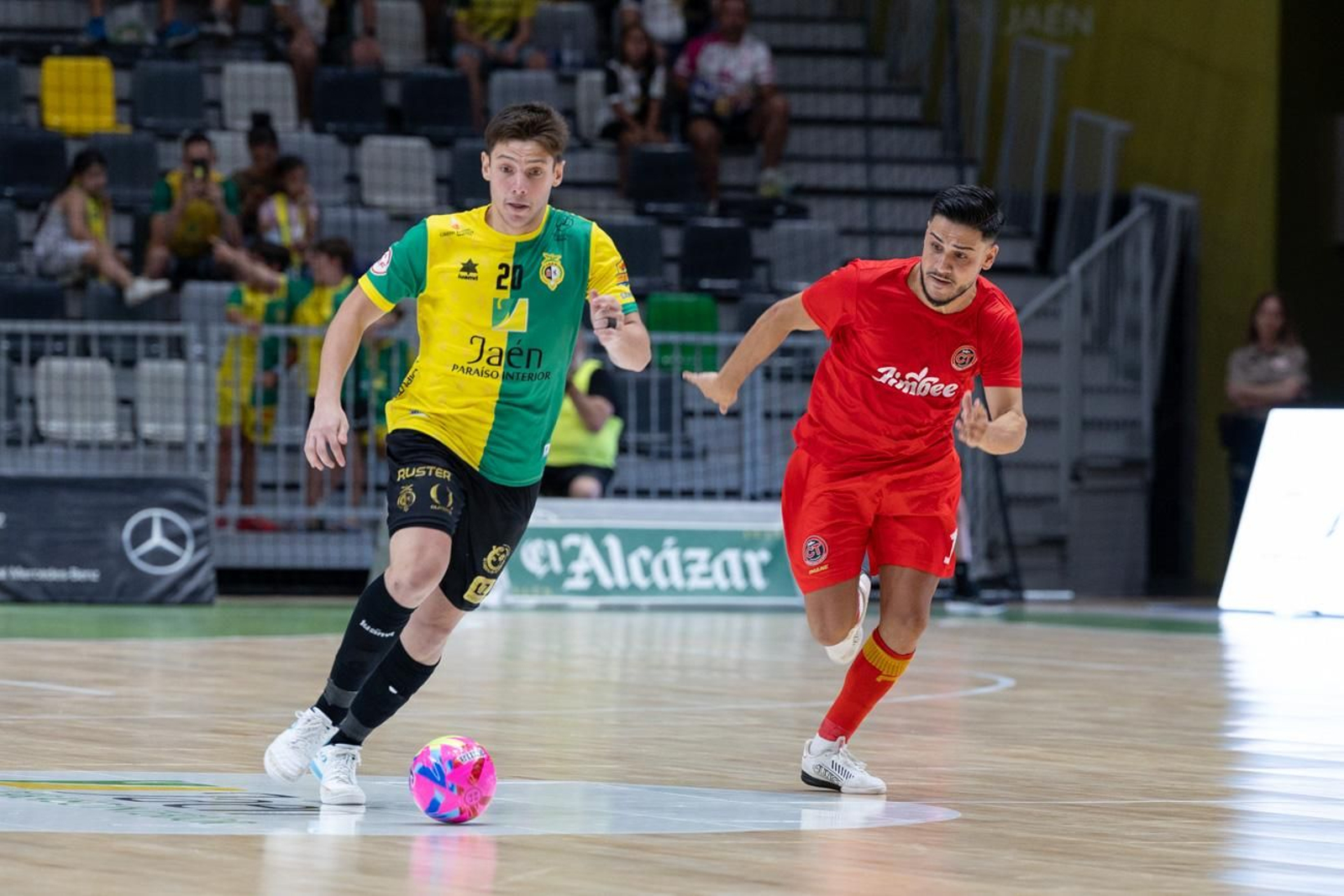 Las mejores fotos del XIV Trofeo del Olivo entre Jaén Paráiso Interior FS y Jimbee Cartagena