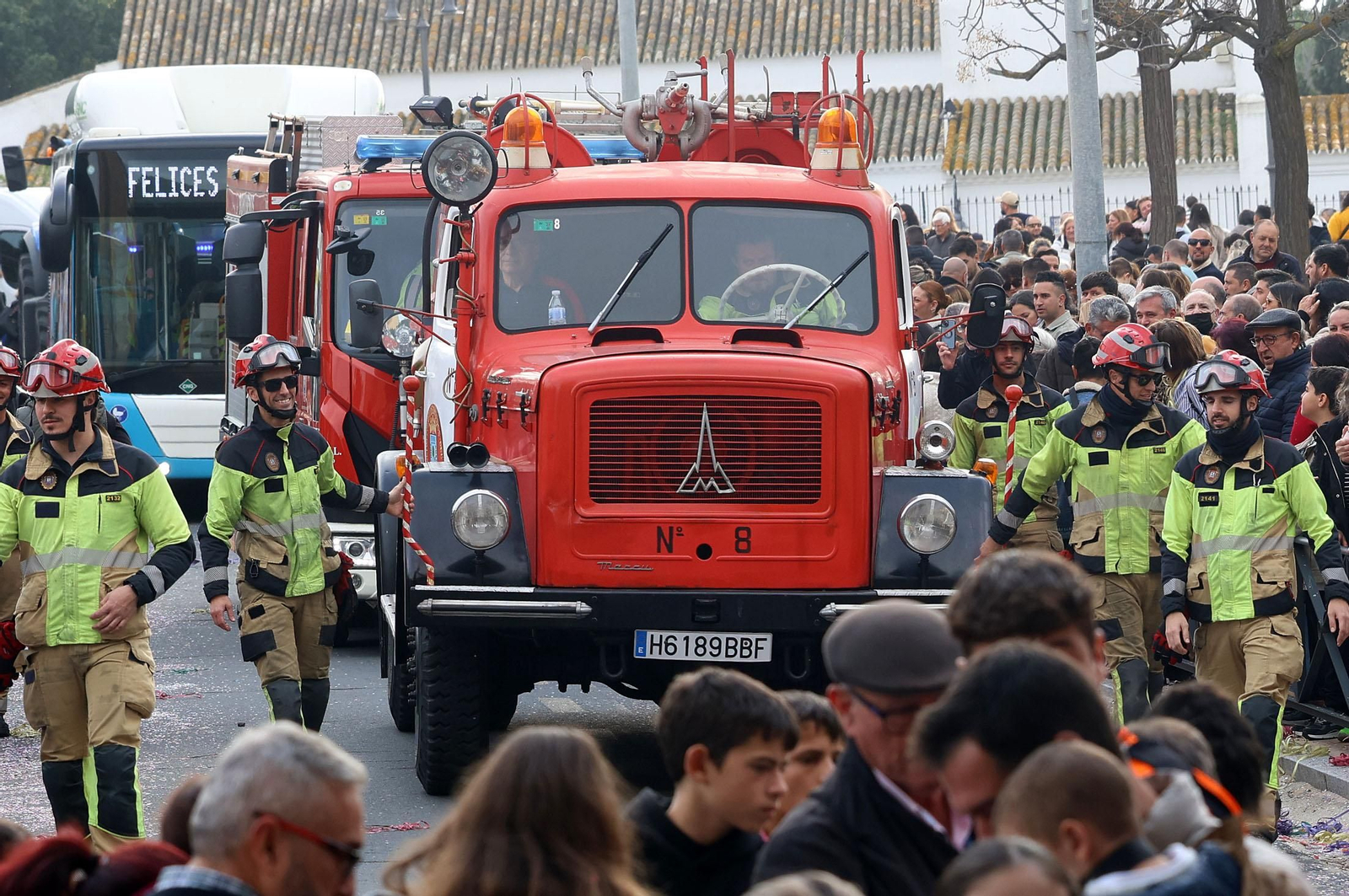 Imágenes de la Cabalgata de los Reyes Magos en Huelva