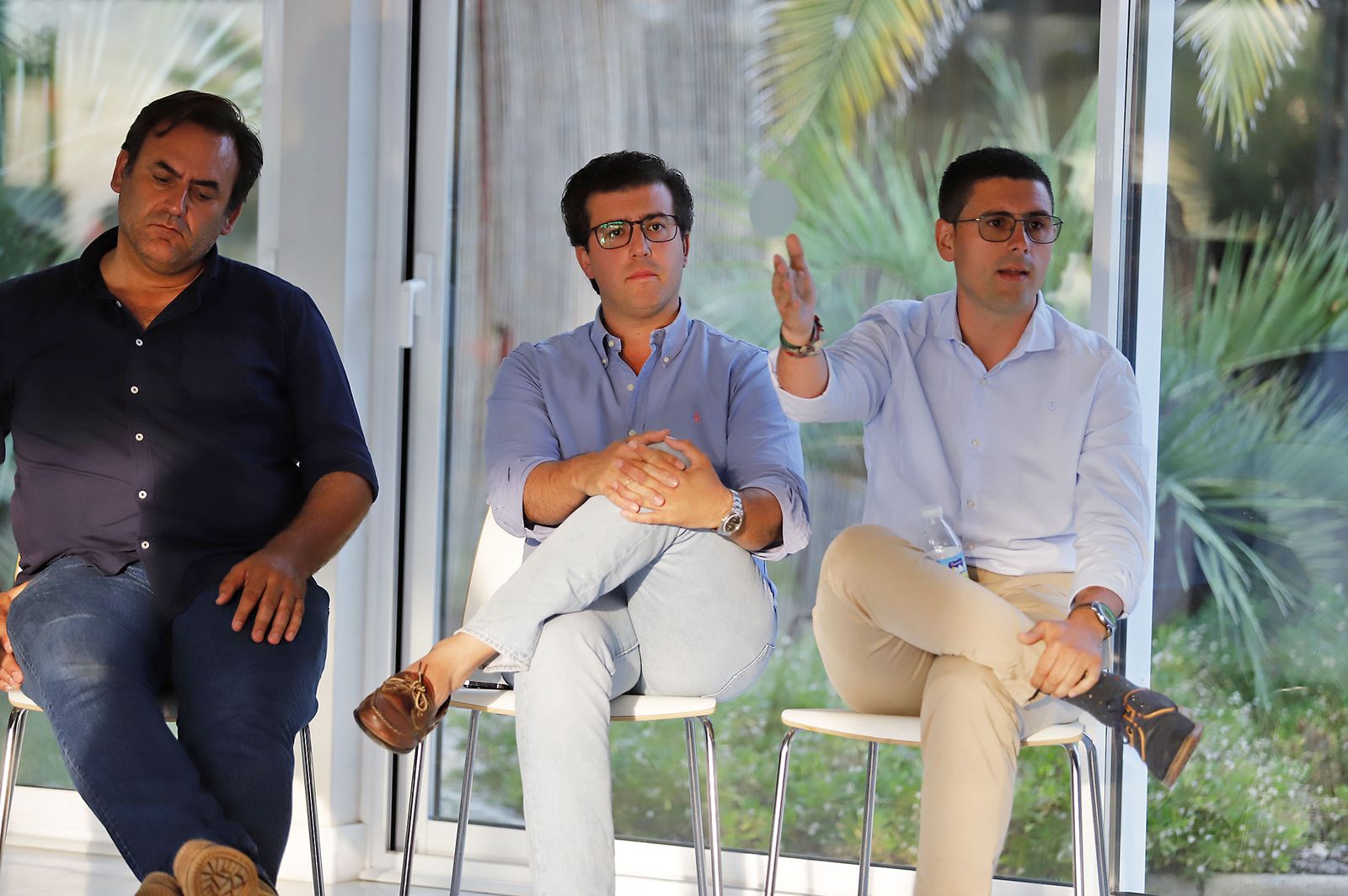 Imágenes del debate de "La Noche de los Frutos Rojos"