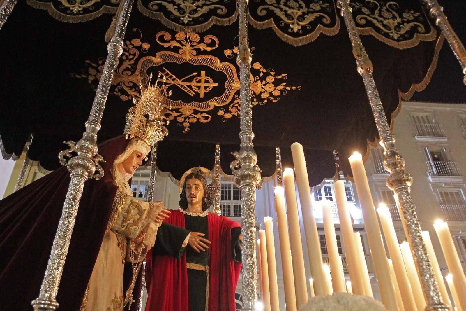 Palio de la Virgen del Mayor Dolor, junto al San Juan.