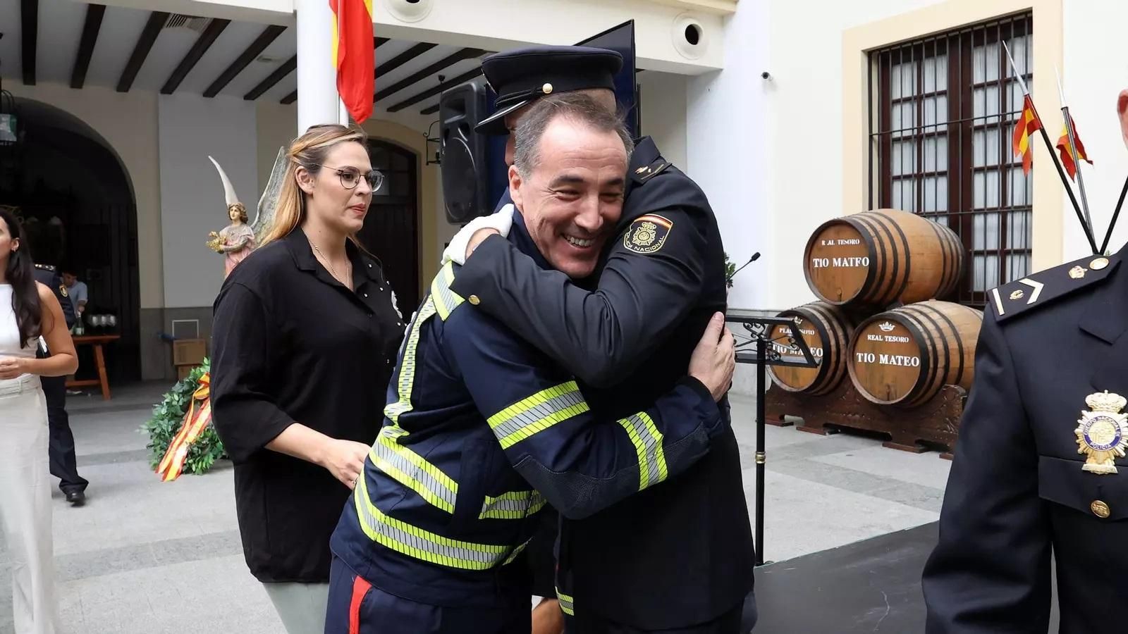 Uno de los momentos emotivos del acto.