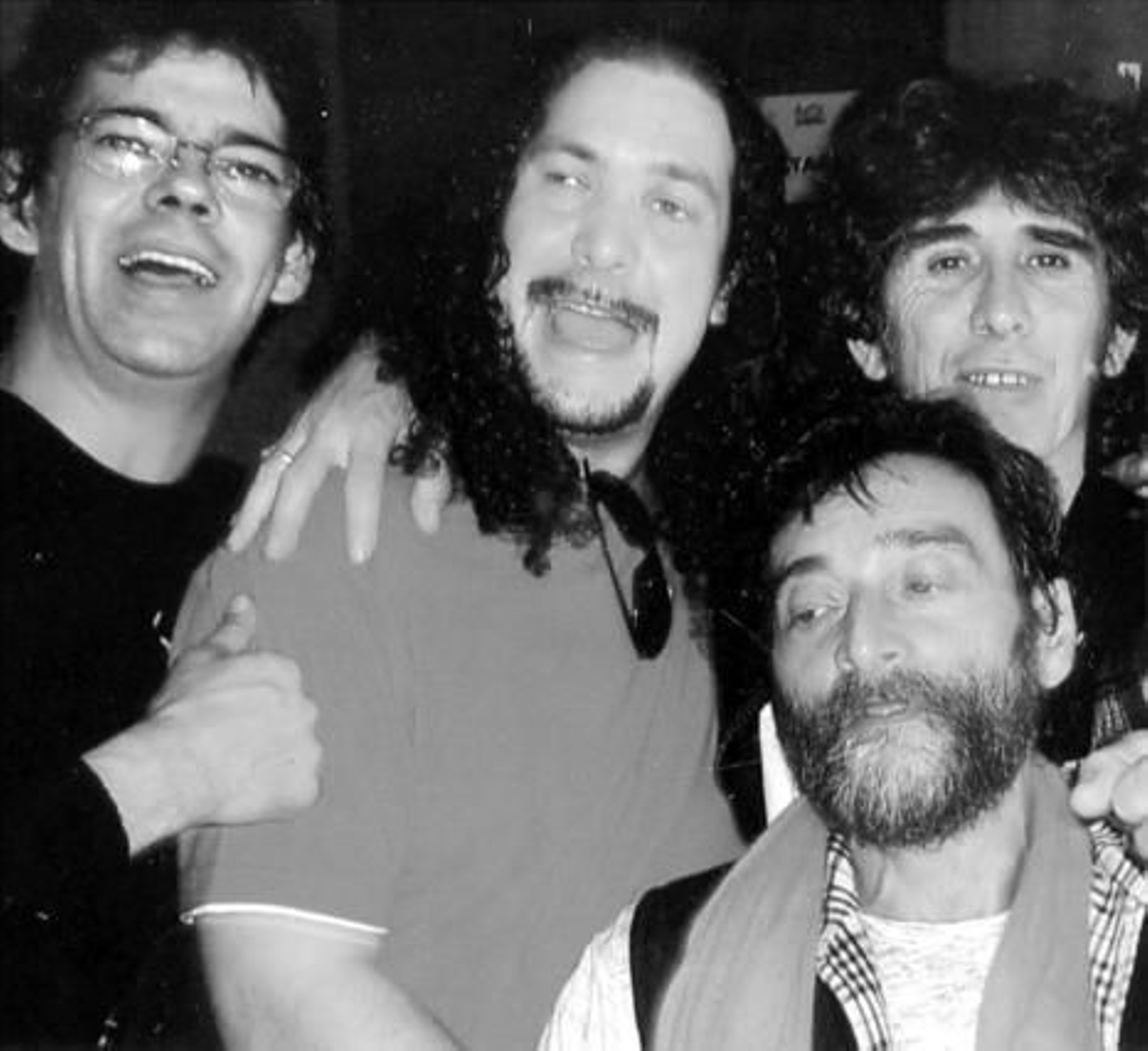 Fallece Rockberto, líder de Tabletom

Foto: M?ga Hoy