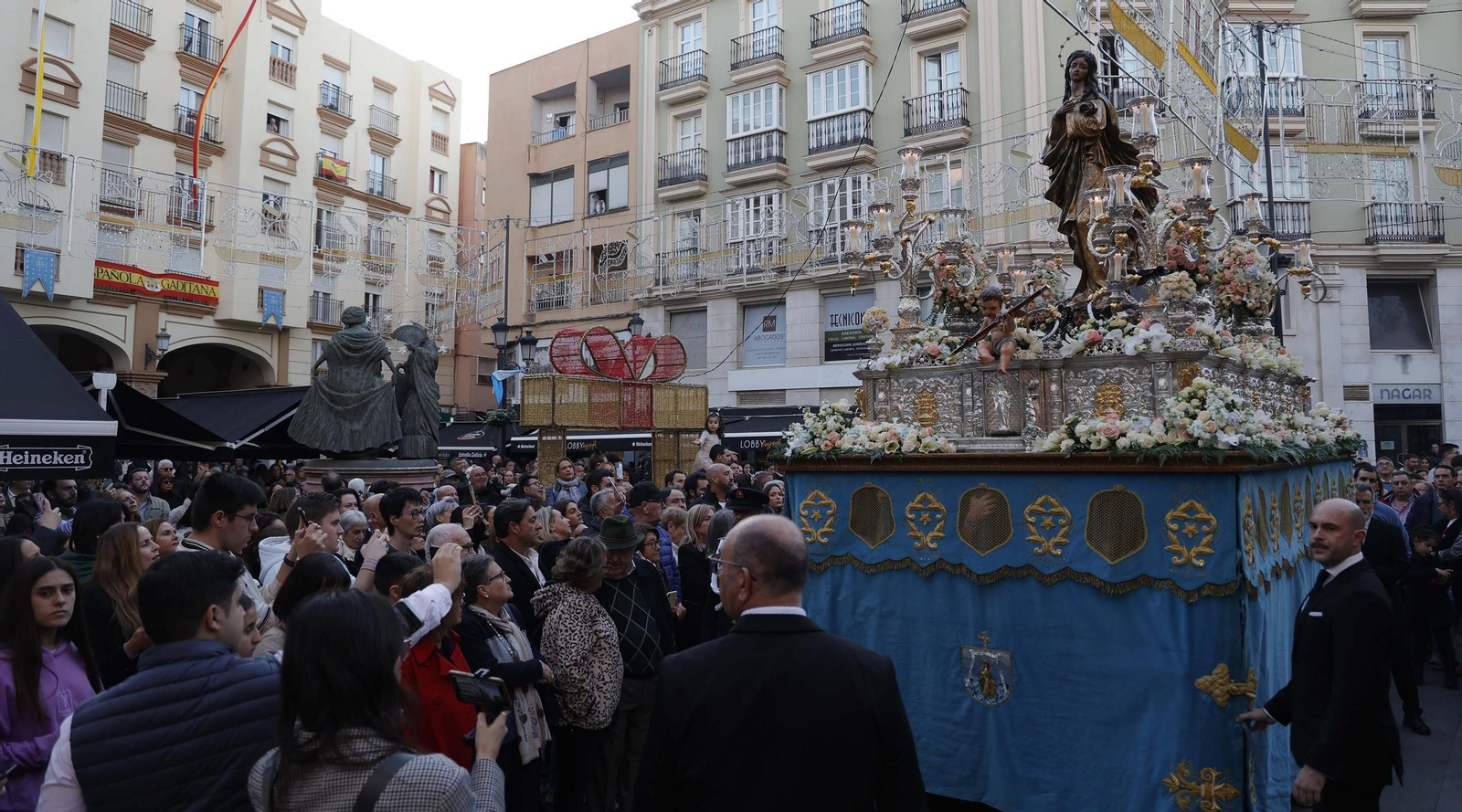 Las fotografías de la procesión de la Inmaculada Concepción en La Línea Las fotografías de la procesión de la Inmaculada Concepción en La Línea