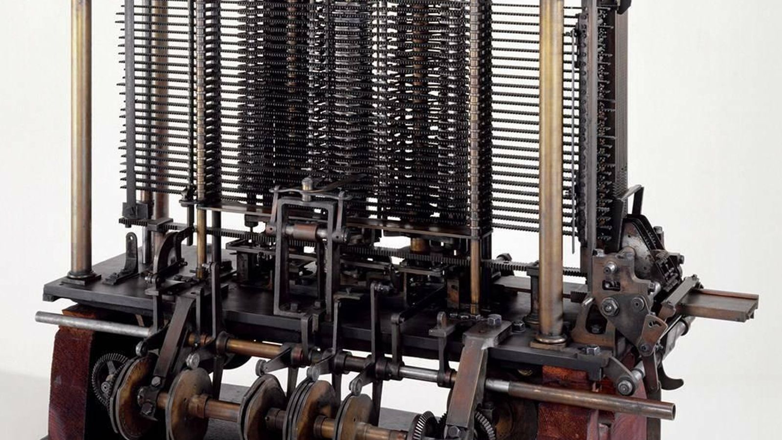 Imagen de la máquina analítica, el gran invento en el que participó Ada.