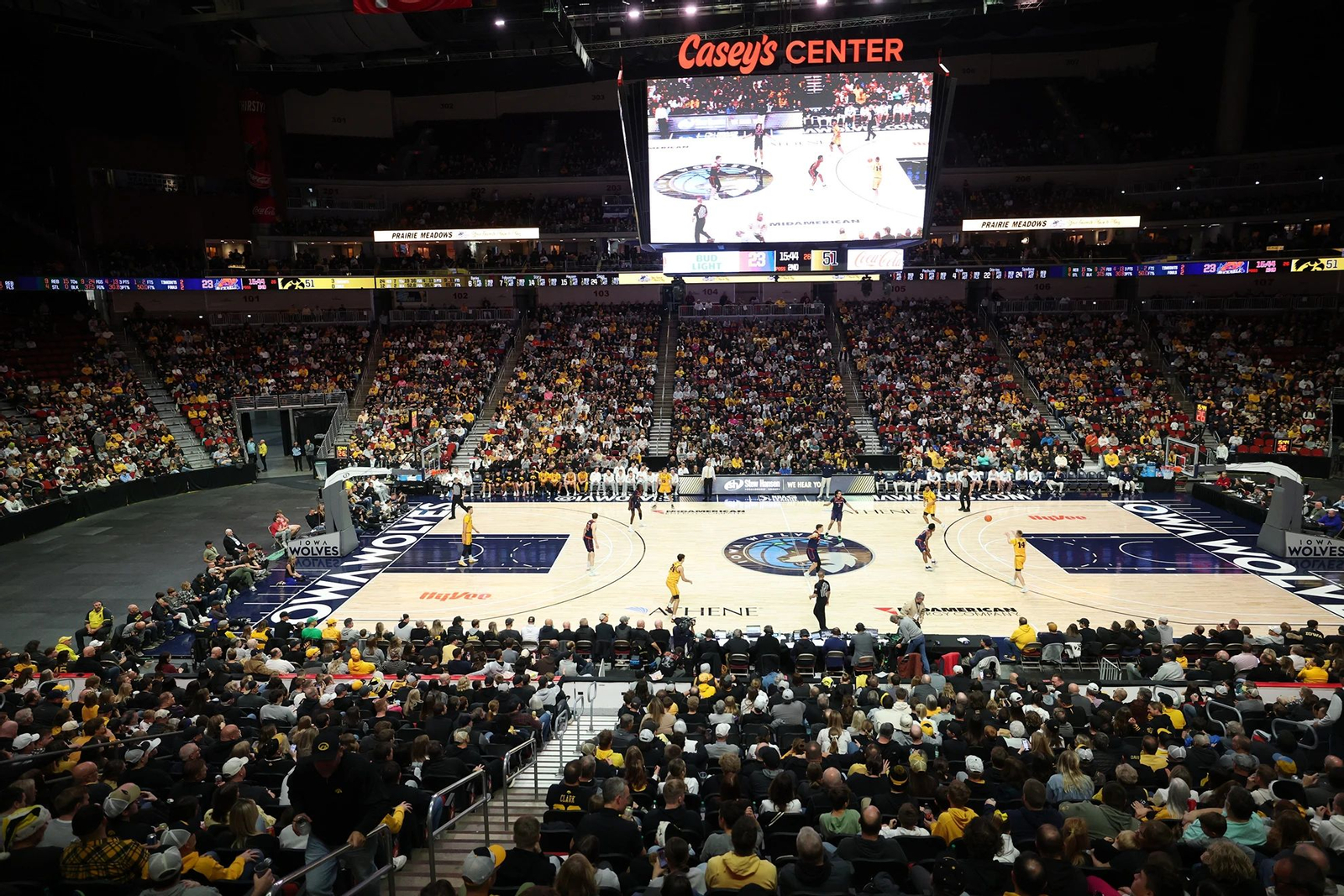 NCAA: Álvaro Folgueiras brilla con 17 puntos