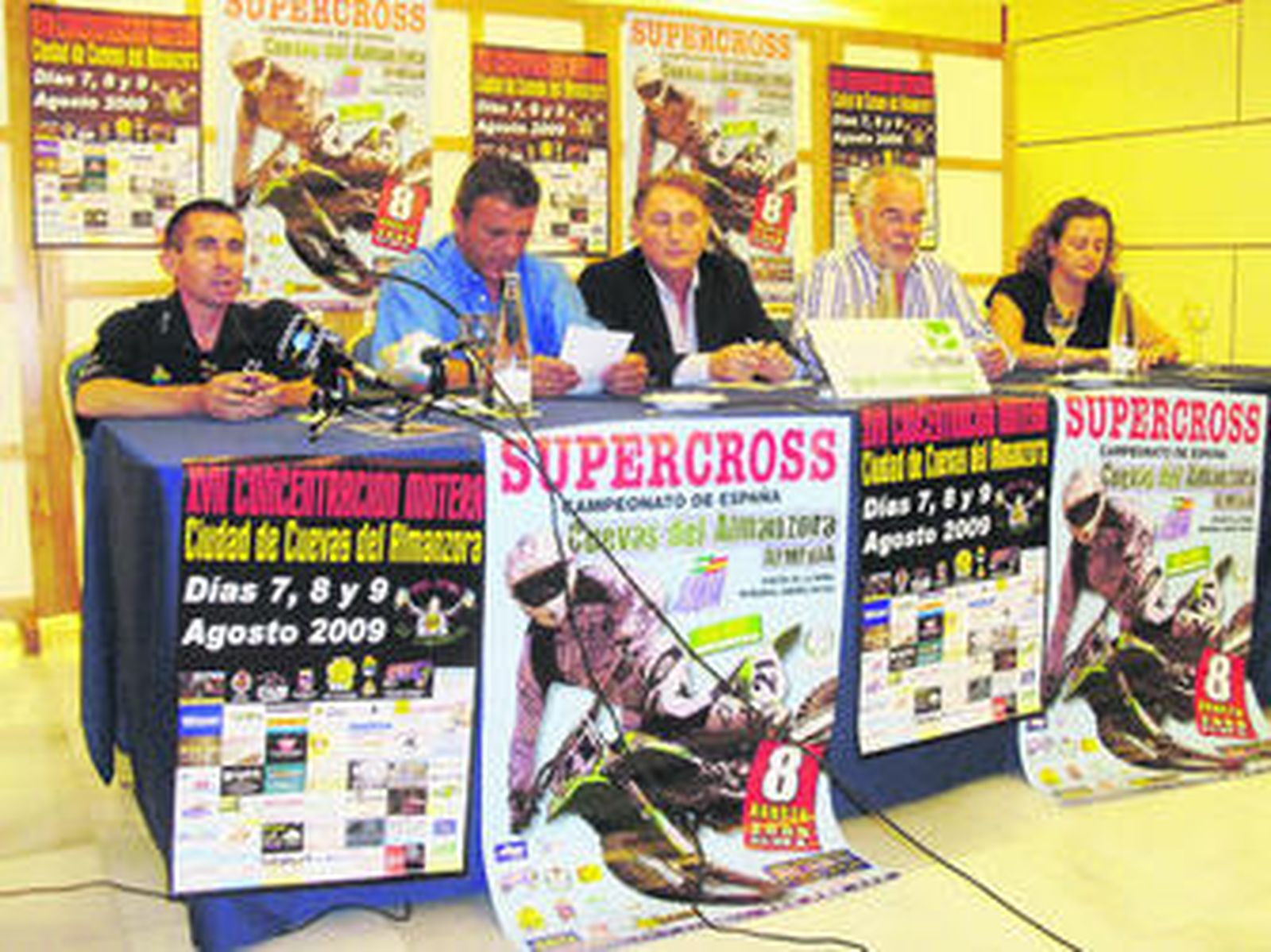 Francisco Martínez, Miguel Ángel de Haro, Jesús Caicedo, Juan de Luque y Paqui Rodríguez.