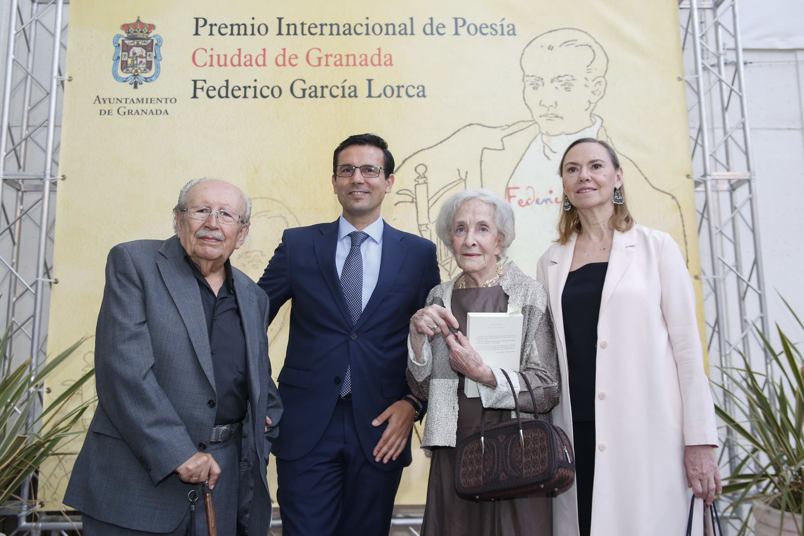 La imágenes de la entrega del Premio Ciudad de Granada-Federico García Lorca de Poesía