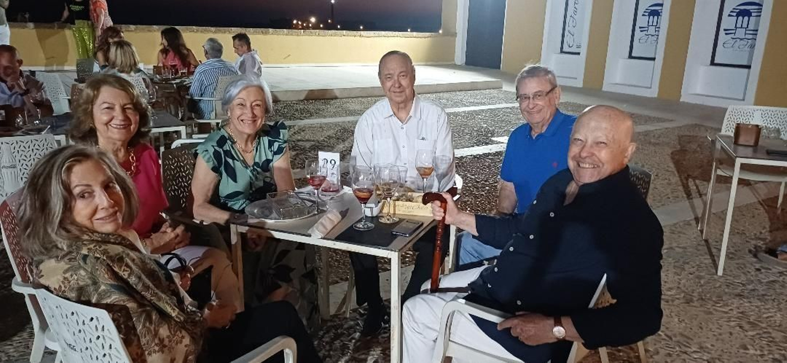 Margara Declara, Chencha Ronchel, Carmen Bensusan, Alberto Román, Fernando Patiño y Jaime Rocha.