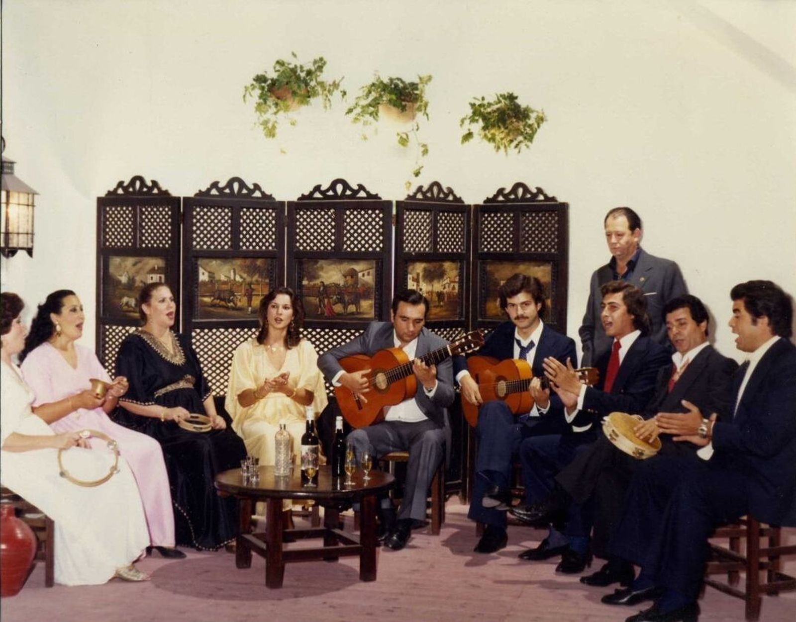 Coro de la Cátedra de Flamencología que grabó los dos primeros números.