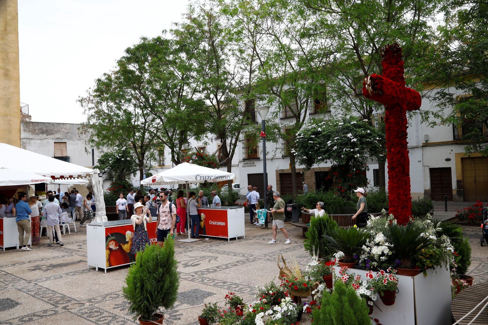 El domingo de Cruces de Córdoba, en imágenes