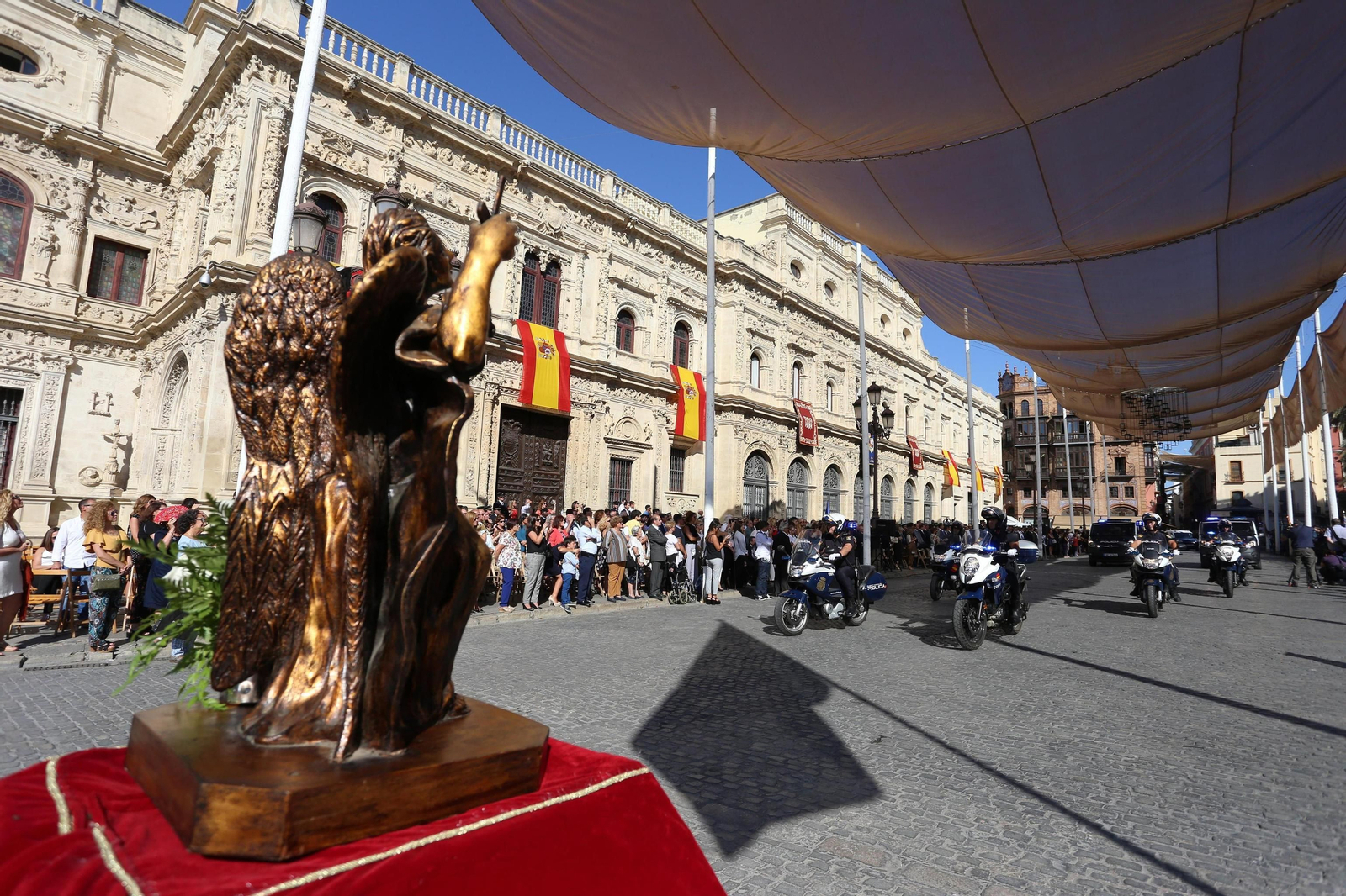Actos por el día de la Policía en Sevilla