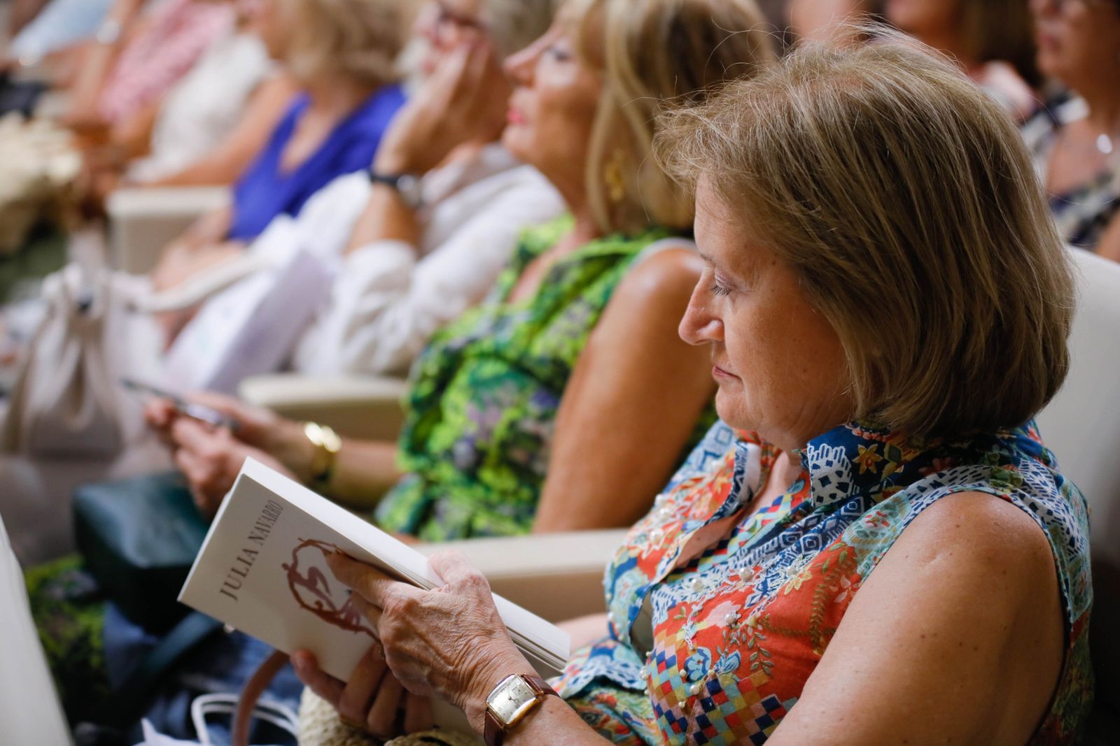Imágenes de Diario de los Libros, con Julia Navarro