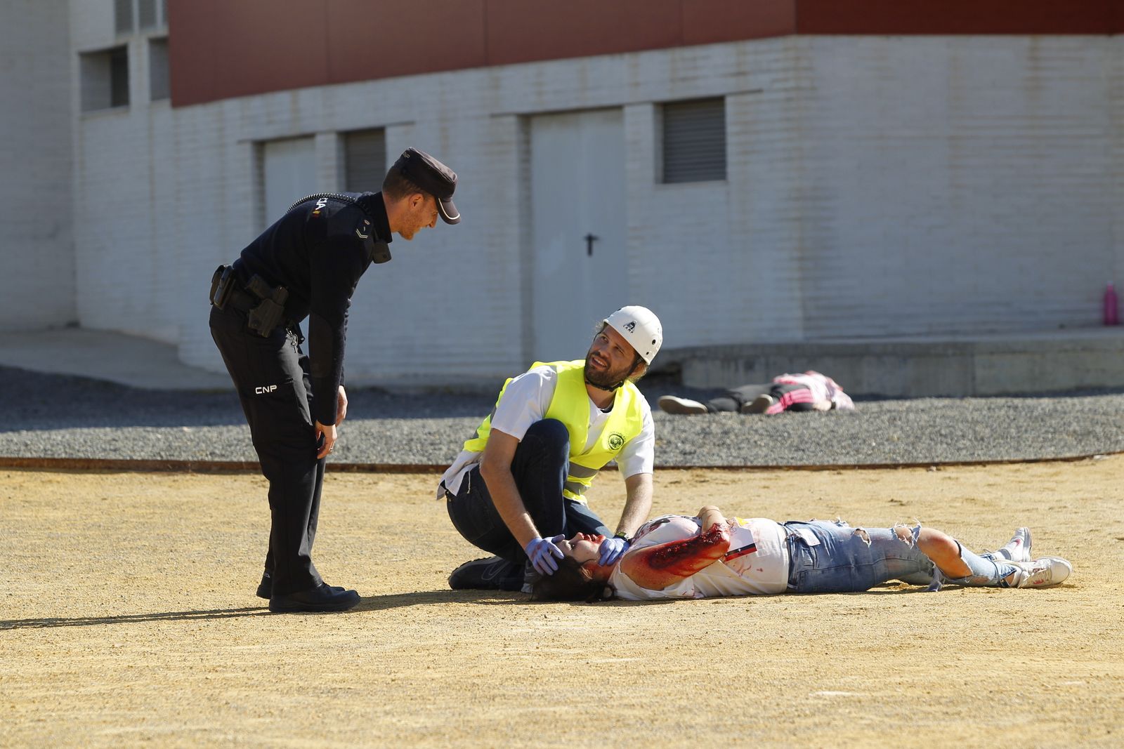 Las imágenes del simulacro de accidente con víctimas en la UAL