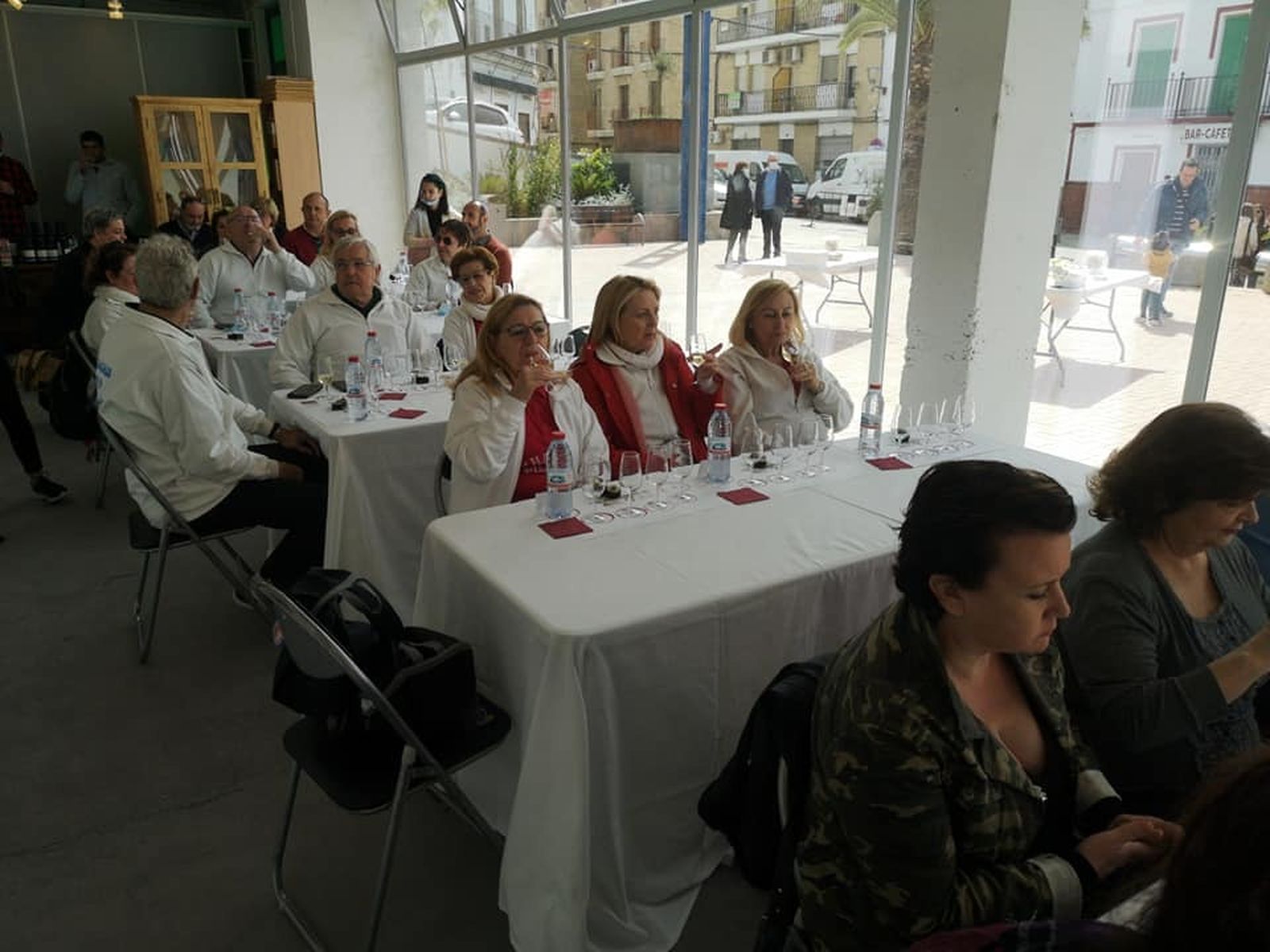 La celebración del certamen gastronómico del bacalao de Semana Santa en Castro del Río, en imágenes