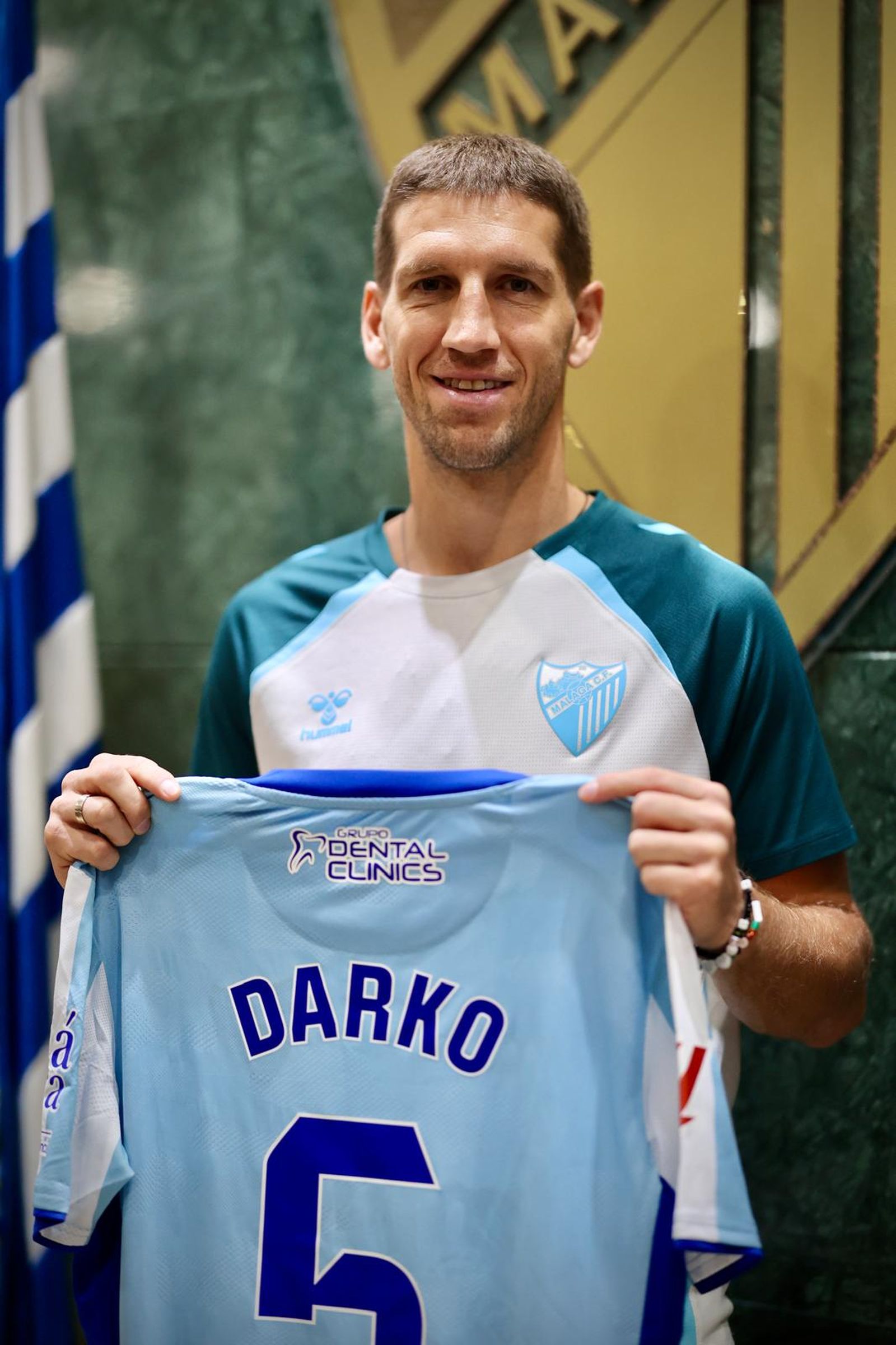 Las primeras imágenes de Brasanac como jugador del Málaga CF