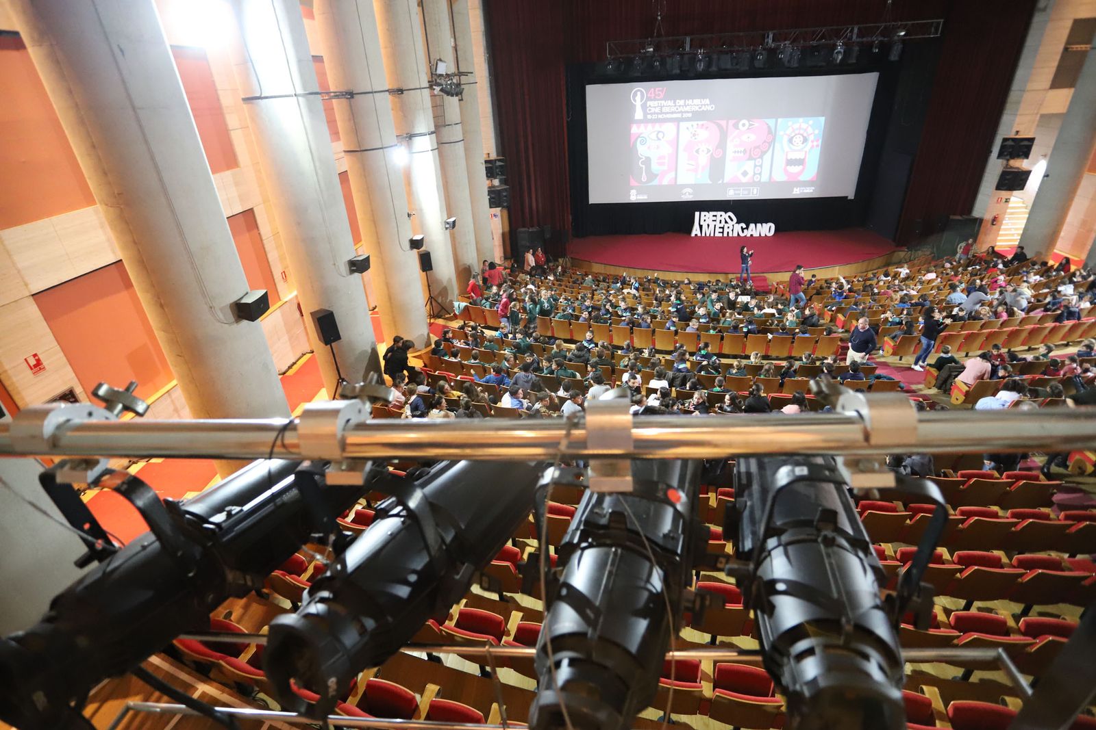 Imágenes de los mas pequeños disfrutando del Festival de Cine Iberoamericano de Huelva