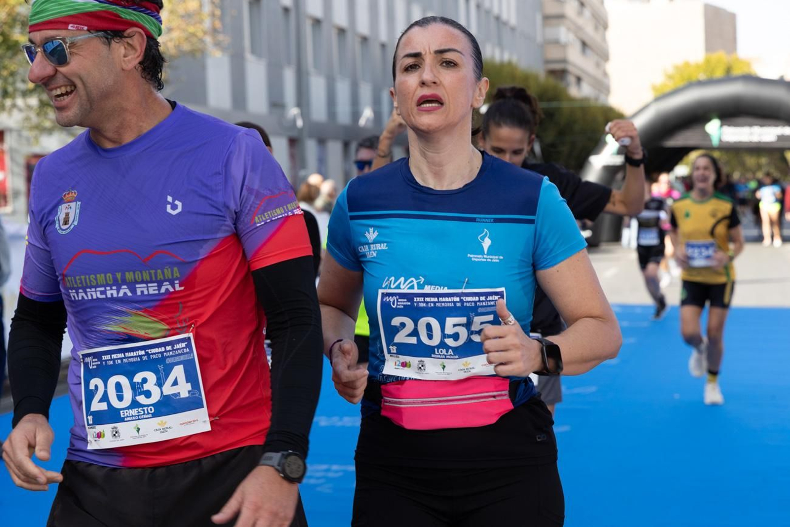 En imágenes: multitudinaria e histórica XXIX Media Maratón 'Ciudad de Jaén' y 10k en memoria de Paco Manzaneda